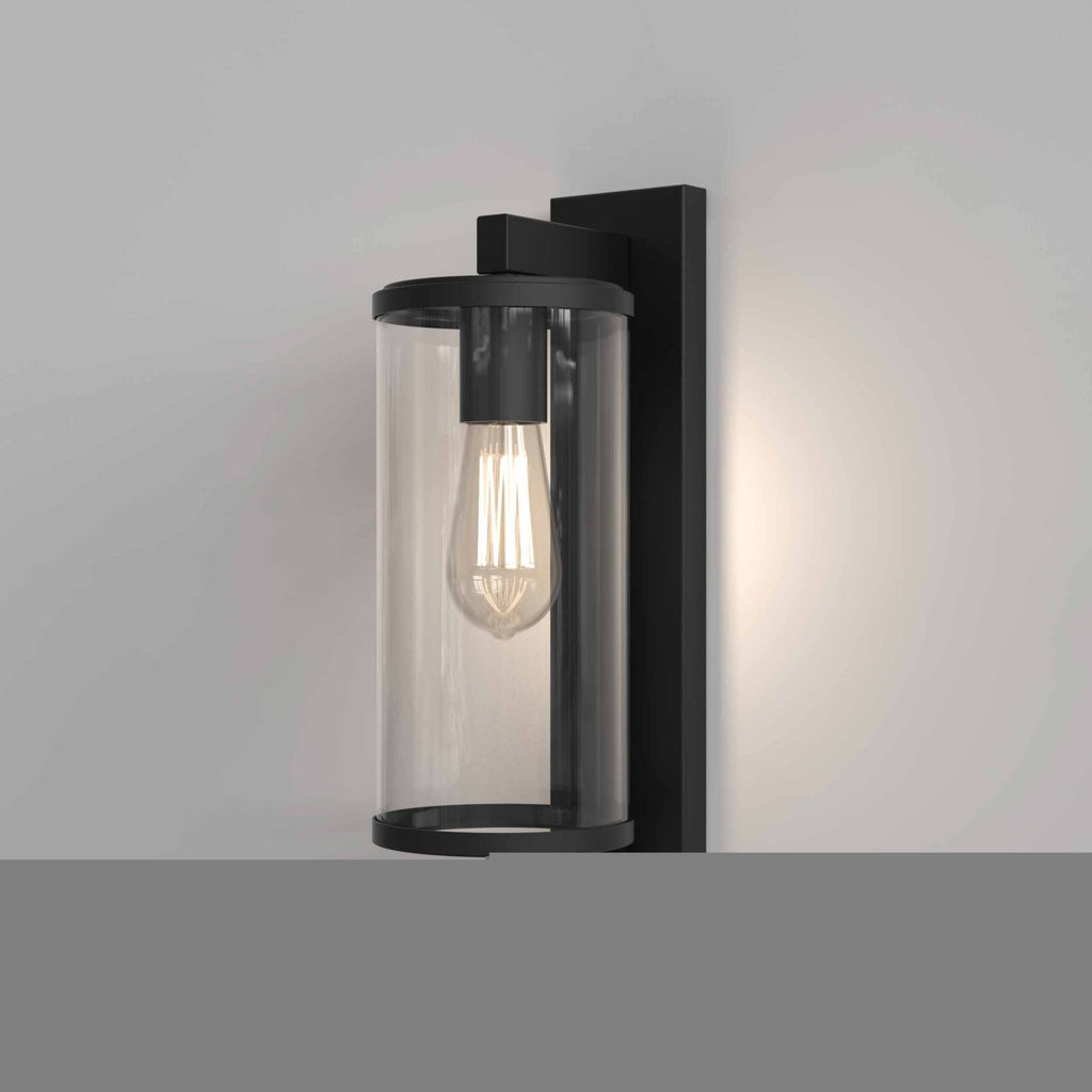 1413001 Pimlico 400 Outdoor Wall Light Textured Black