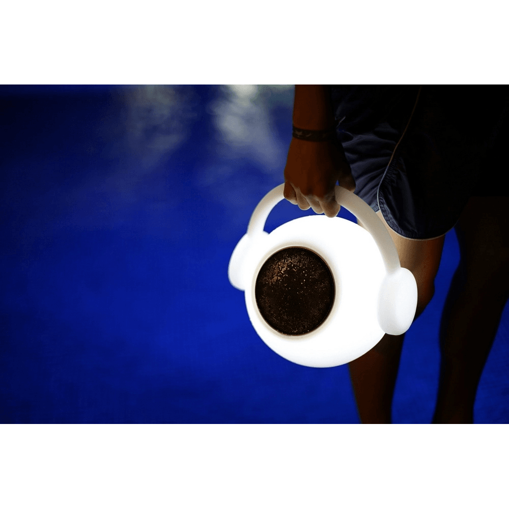 M3696 Wazowsky Outdoor Portable 3W Speaker 3W LED RGBW Lamp Bluetooth Connection/Remote Control