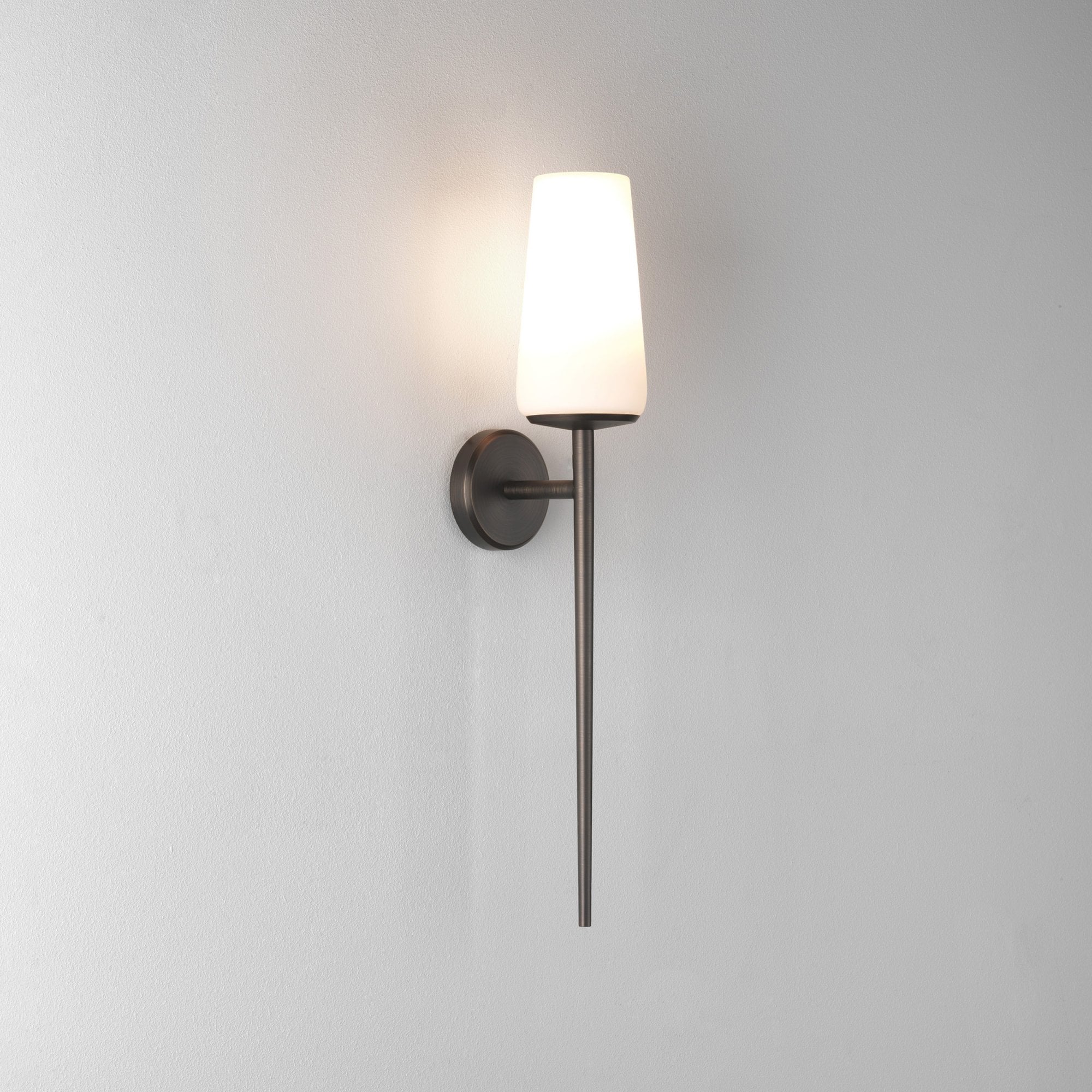 1388003 Deauville Wall Light Bronze