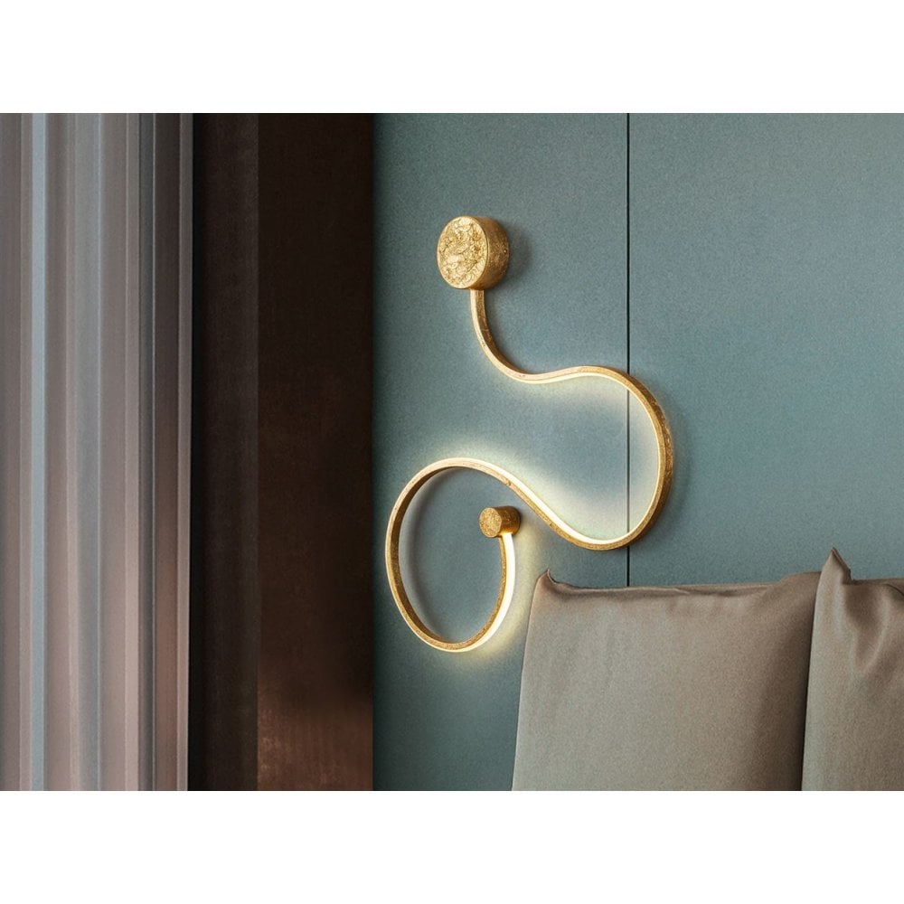 227131 Grafos LED Wall Light Gold