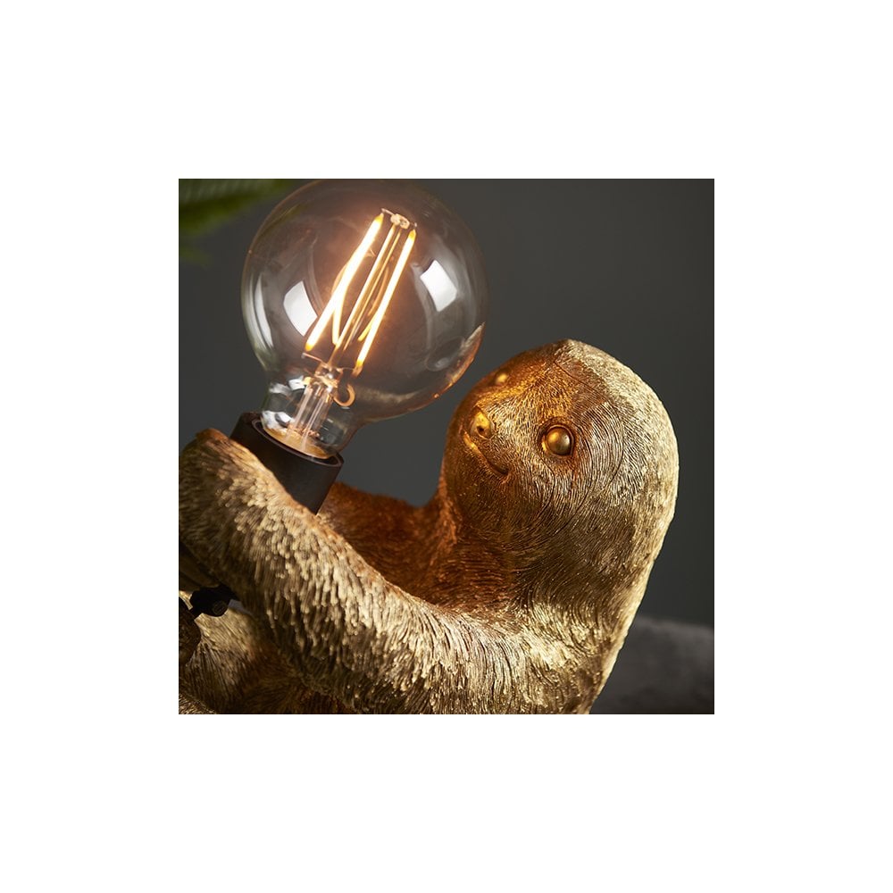 95080 1 Light Table Lamp Vintage Gold Paint & Matt Black