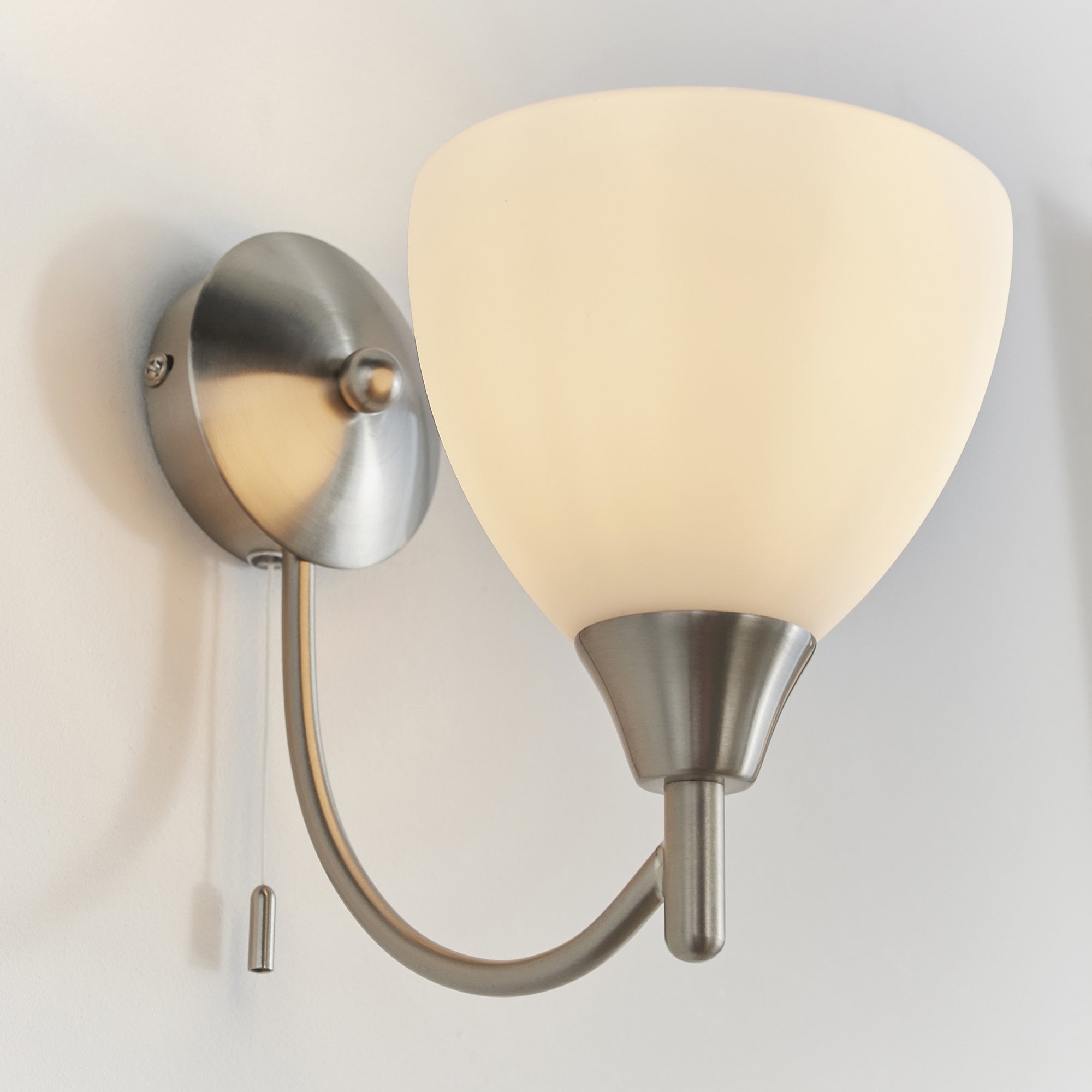 1805-1SC Alton 1 Light Wall Light Chrome Opal