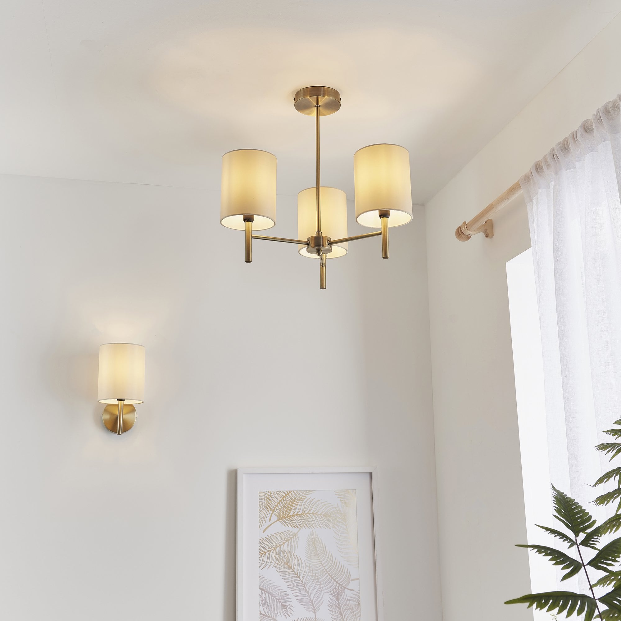 BRIO-1WBAB Brio 1 Light Wall Light Brass Cream