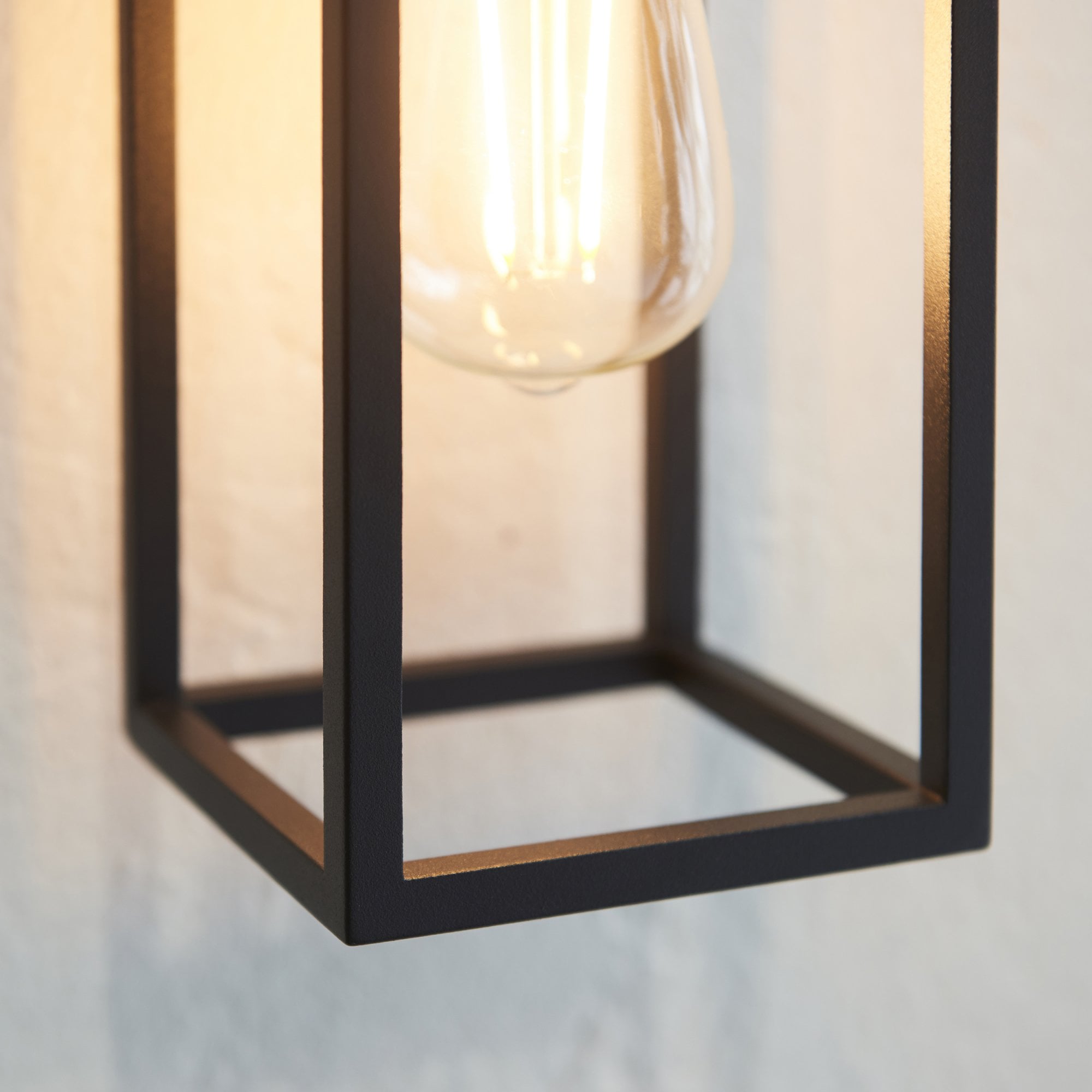 91993 Herbert 1 Light Outdoor Wall Light Black (S)