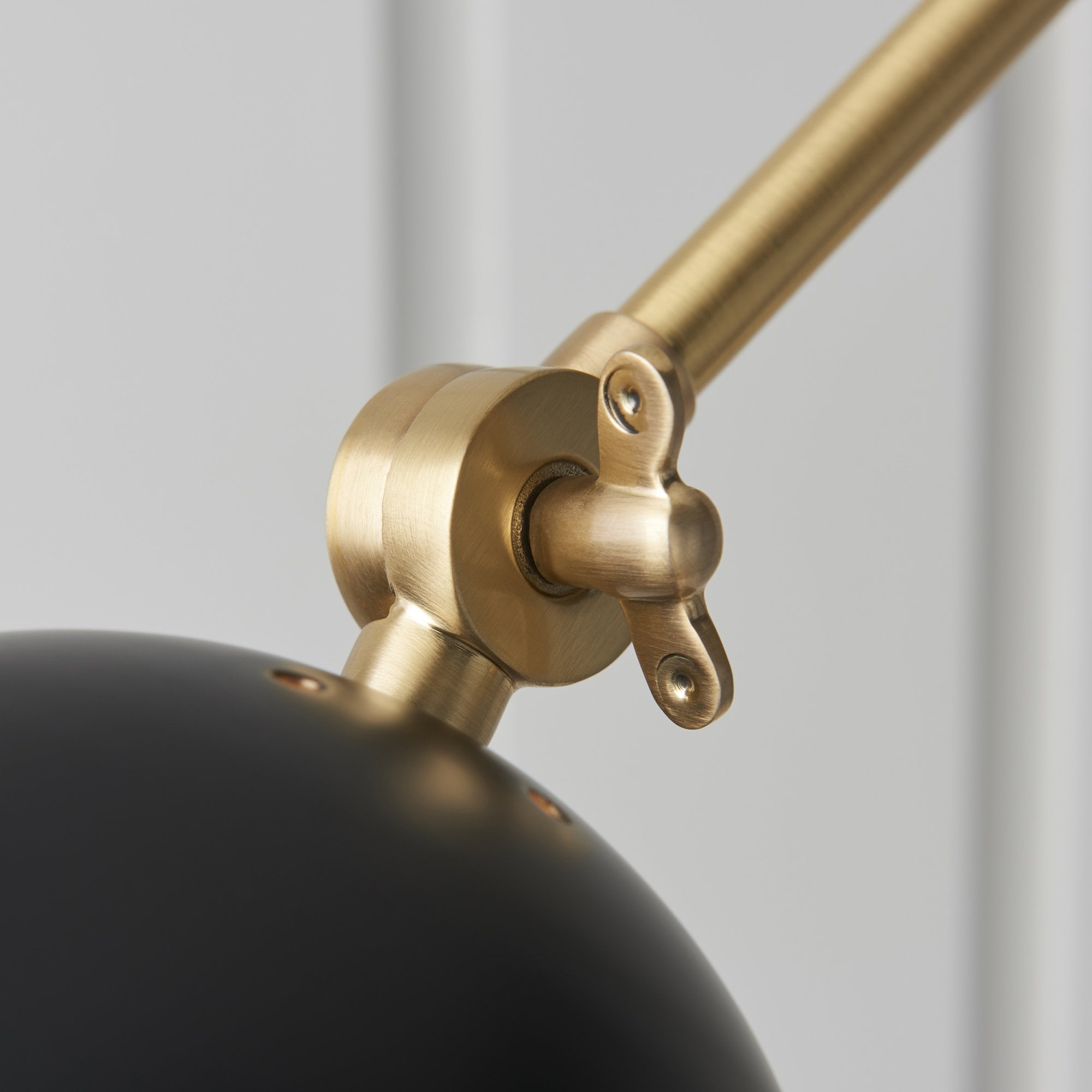 93142 Lehal 1 Light Wall Light Brass Black