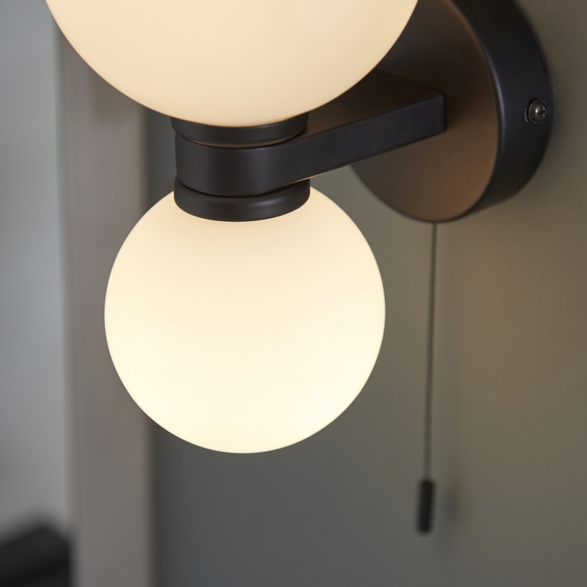 93523 Pulsa 2 Light Bathroom Wall Light Black White (SD)