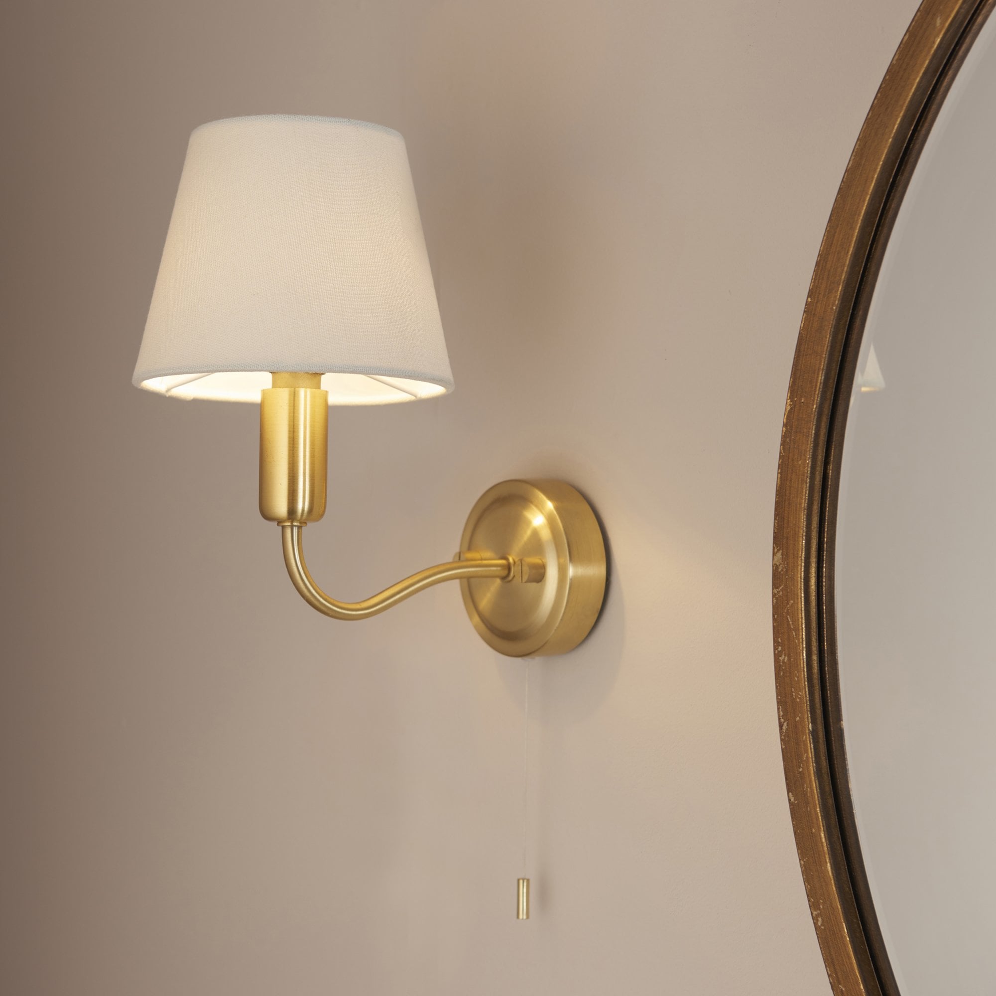 93852 Conway 1 Light Bathroom Wall Light Brass Ivory