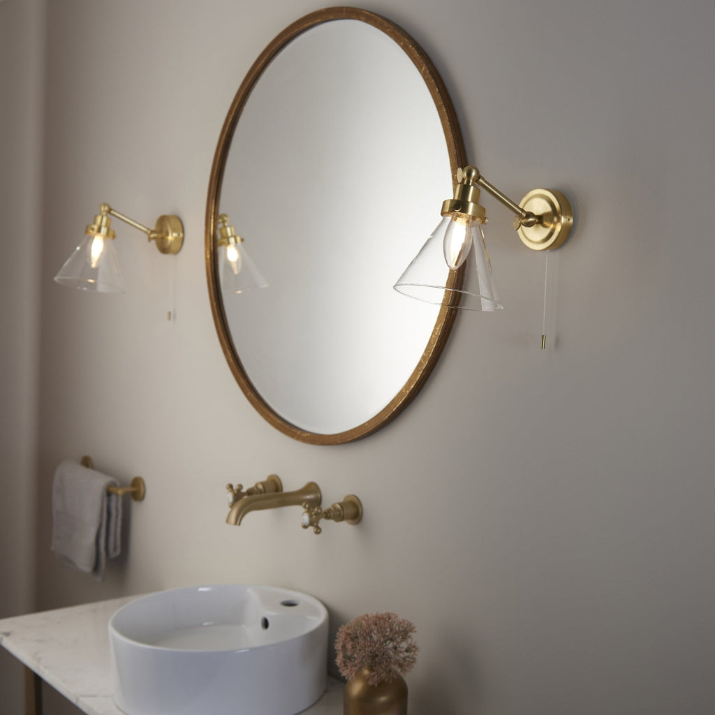 93854 Faraday 1 Light Bathroom Wall Light Brass Clear