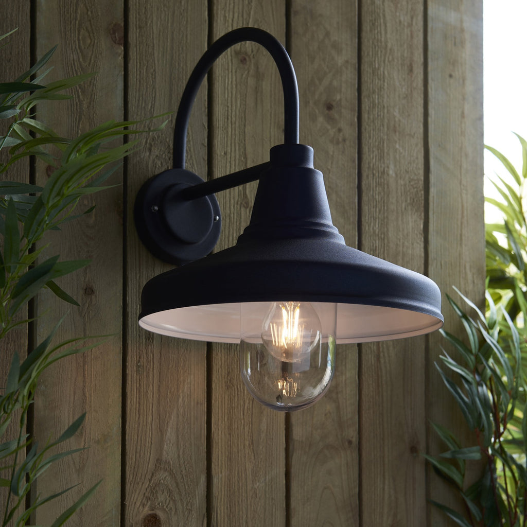 95899 Farmhouse 1 Light Outdoor Wall Light Black Clear