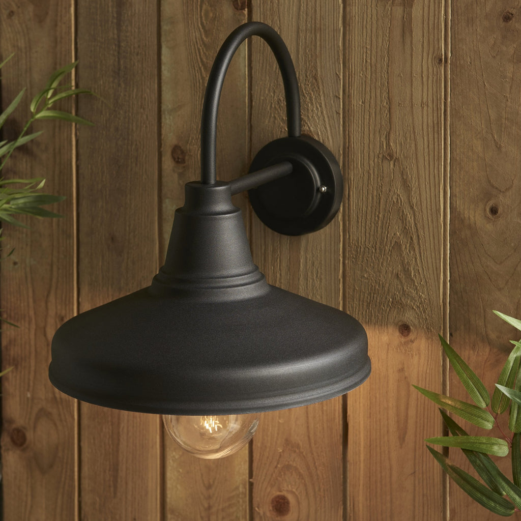 95899 Farmhouse 1 Light Outdoor Wall Light Black Clear