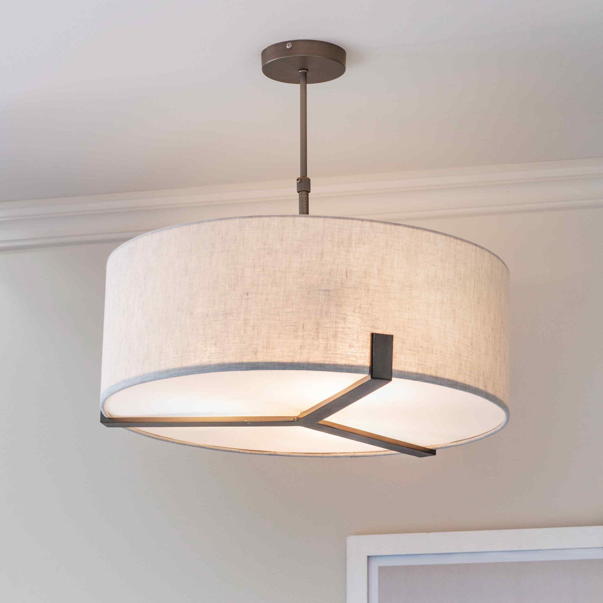 72635 Hayfield 3 Light Pendant Bronze Linen (S)