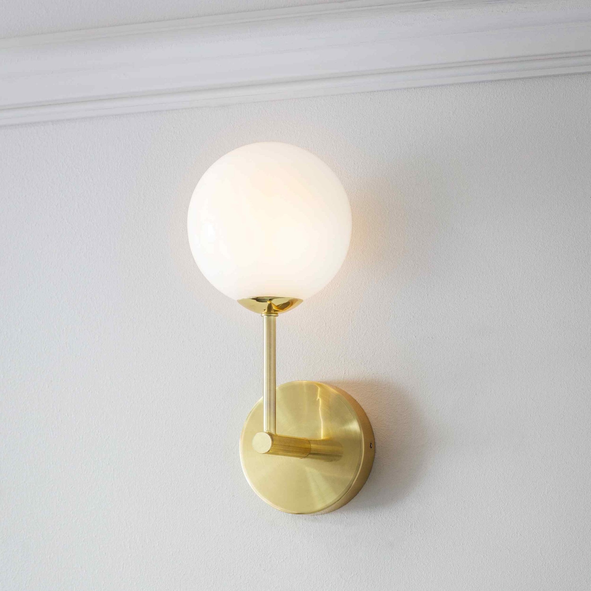 75960 Otto 1 Light Wall Light Brass Opal
