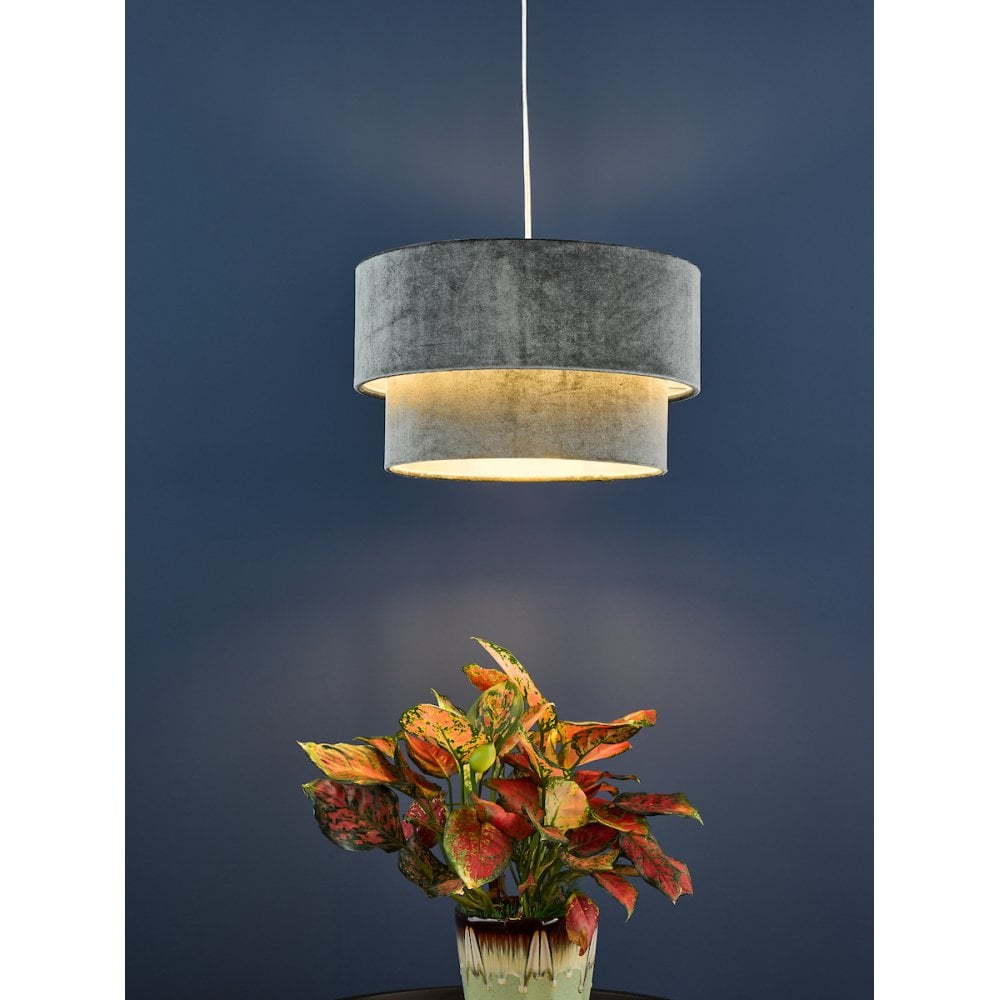 SUV8661 Suvan Easy Fit Tired Velvet Shade Dark Grey With Silver Lining
