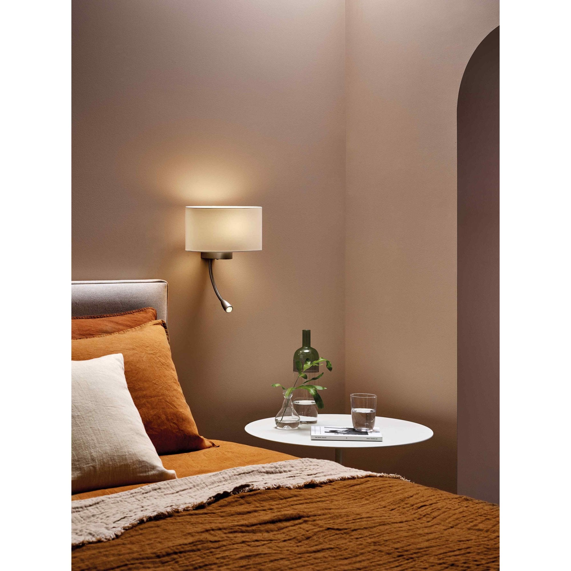 1080051 Park Lane Reader LED Reading Light Bronze