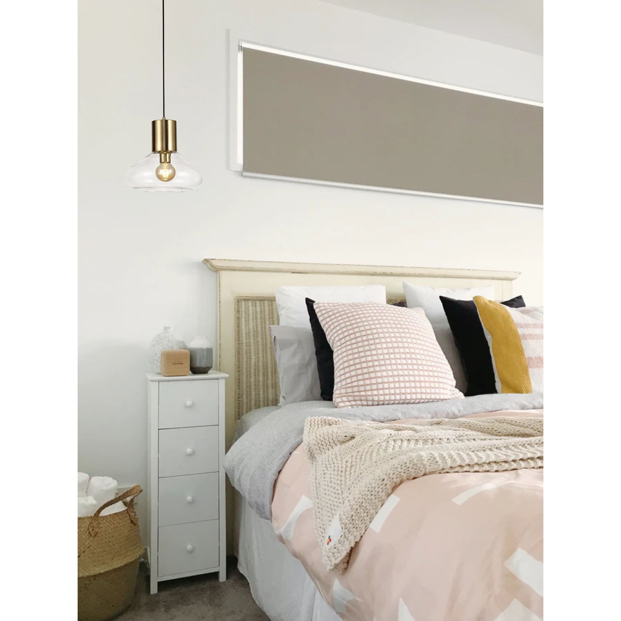 NL8134/AM9 Olivia Shade Amber