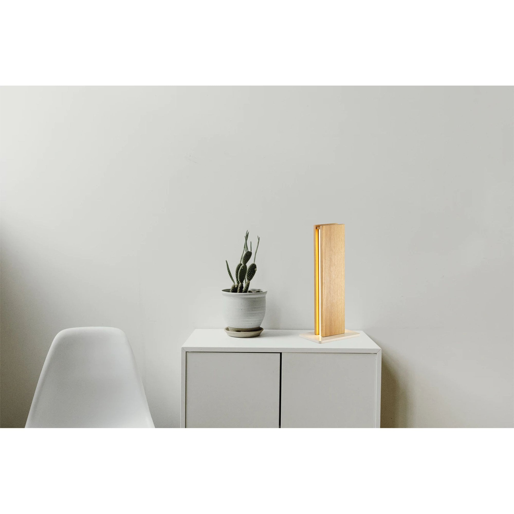NL71909 Aline Table Lamp LED Medium Oak/Matt White