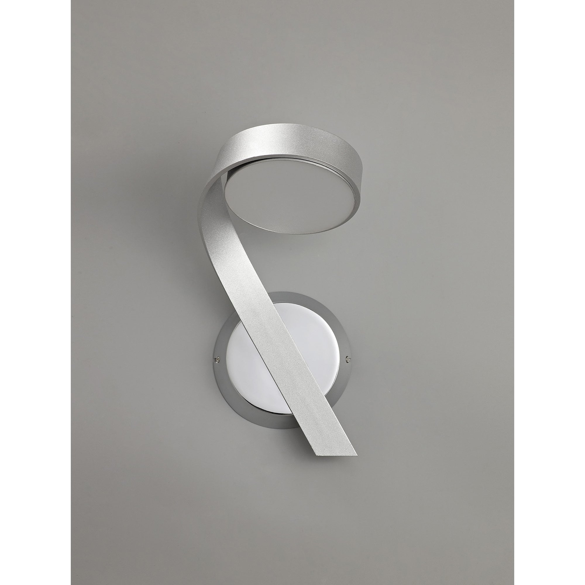 NL70519 Candy Wall Lamp Left Switched LED Silver/Polished Chrome