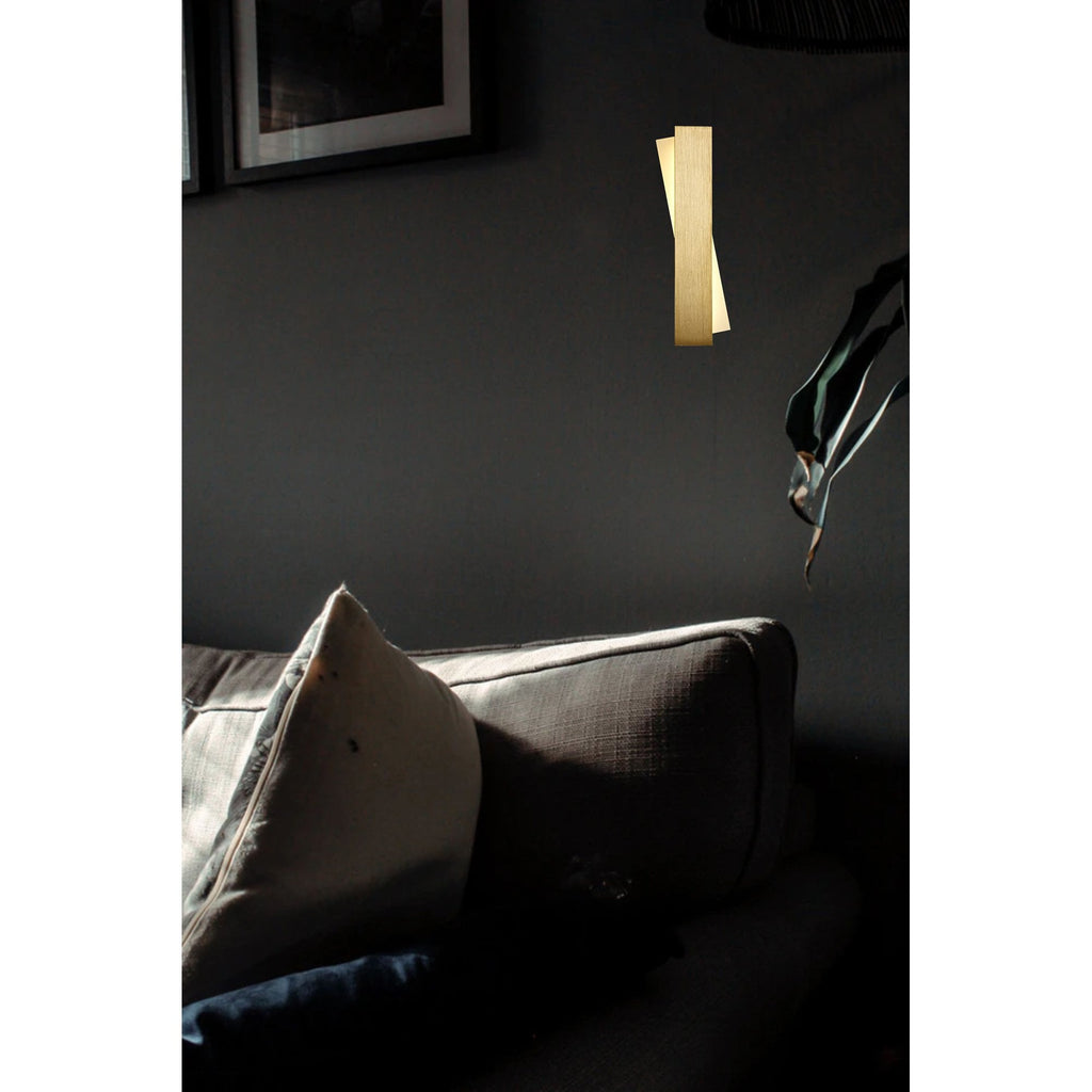 NL70439 Clive Wall Lamp LED Brushed Gold/Frosted White