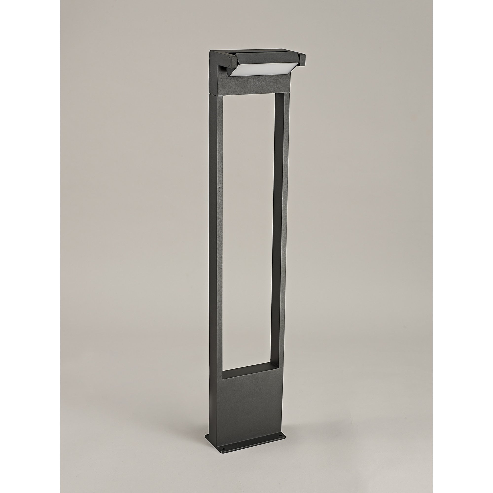 NL71869 Lucia Outdoor Tall Post LED Graphite Black