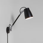 1224016 Atelier Grande Wall Light Matt Black (S)
