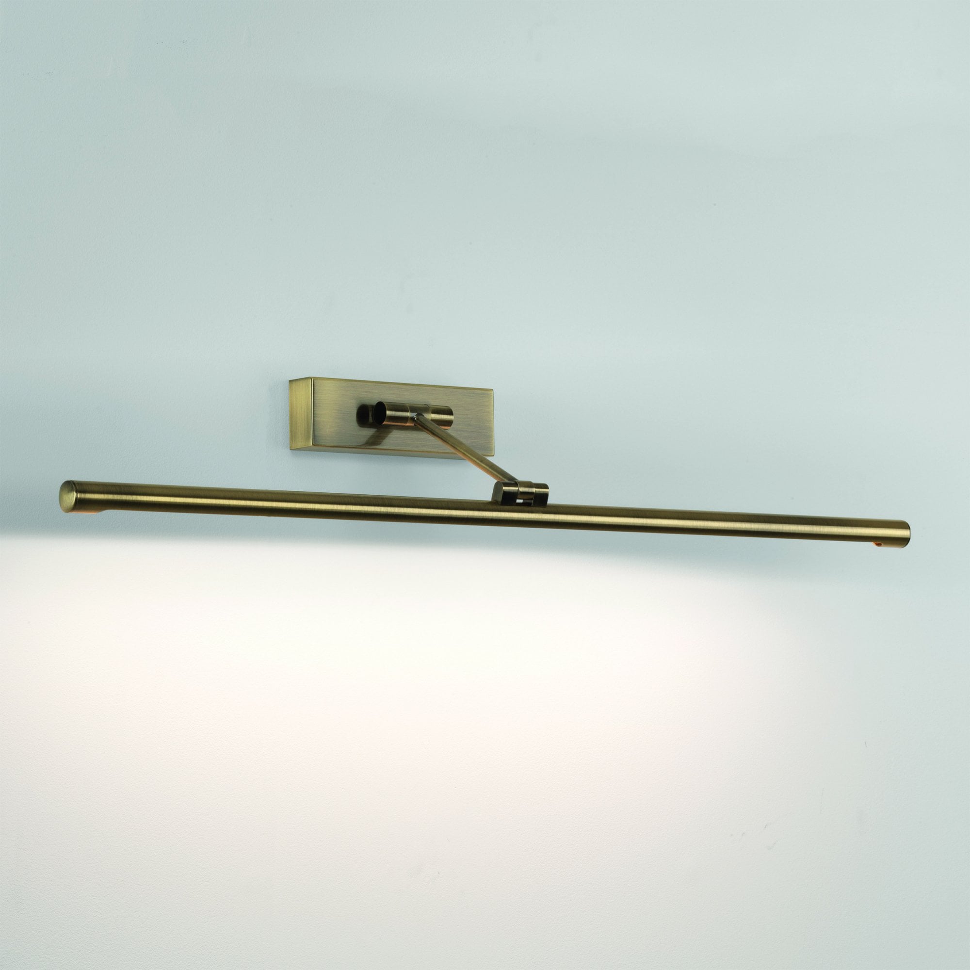 1115013 Goya 760 LED Picture Light Brushed Antique Brass