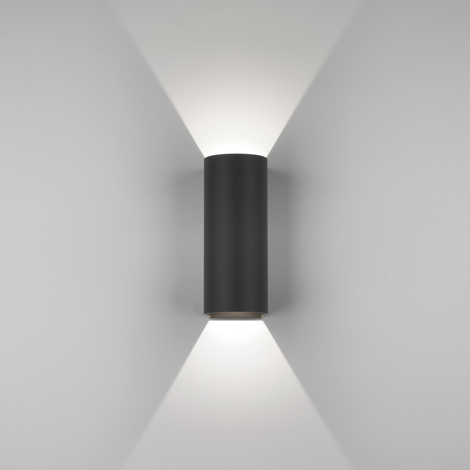 1384005 Dunbar 255 LED Outdoor Wall Light Textured Black