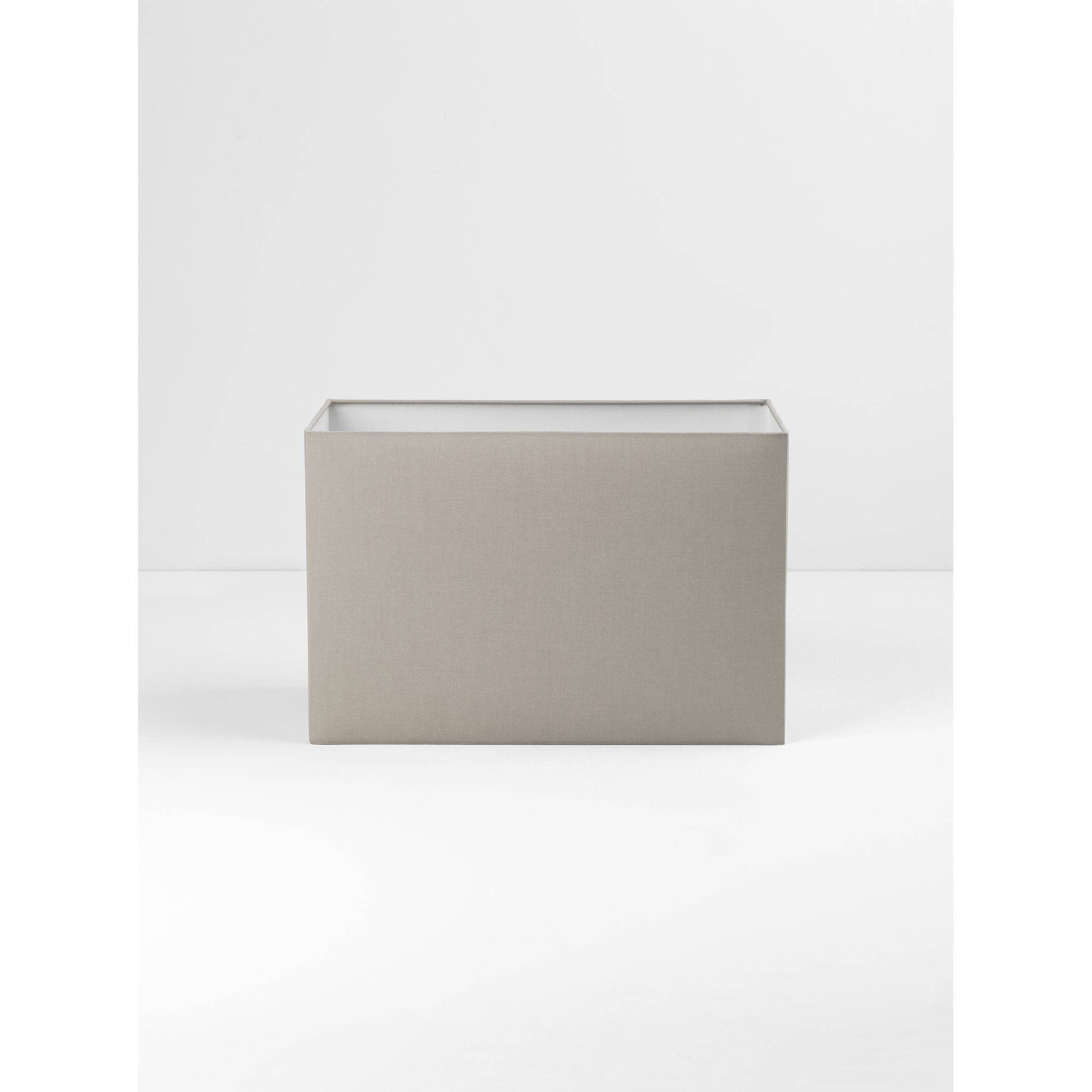 5001030 Rectangle 400 Shade Putty (S)