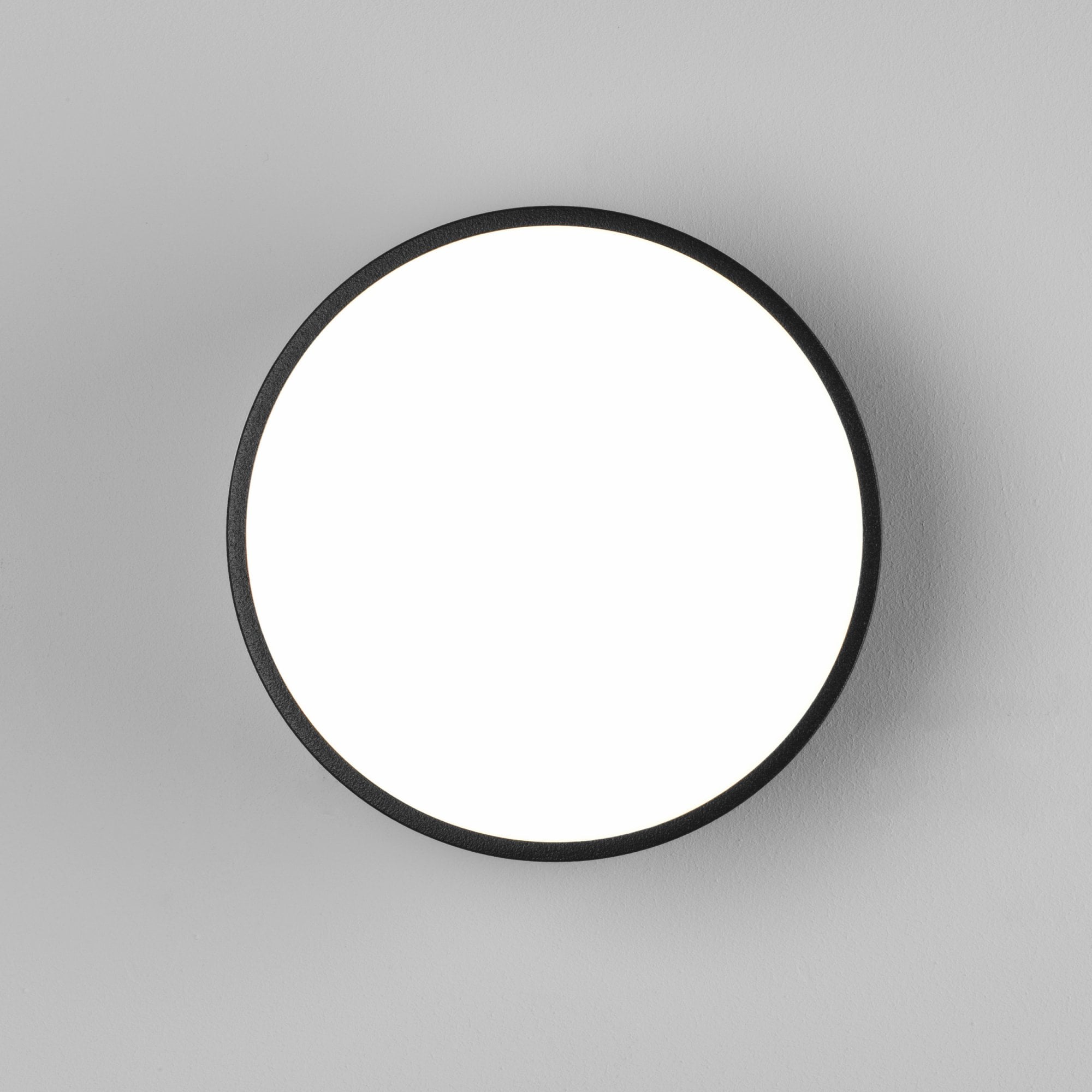 1391002 Kea 150 Round LED Outdoor Wall Light Textured Black