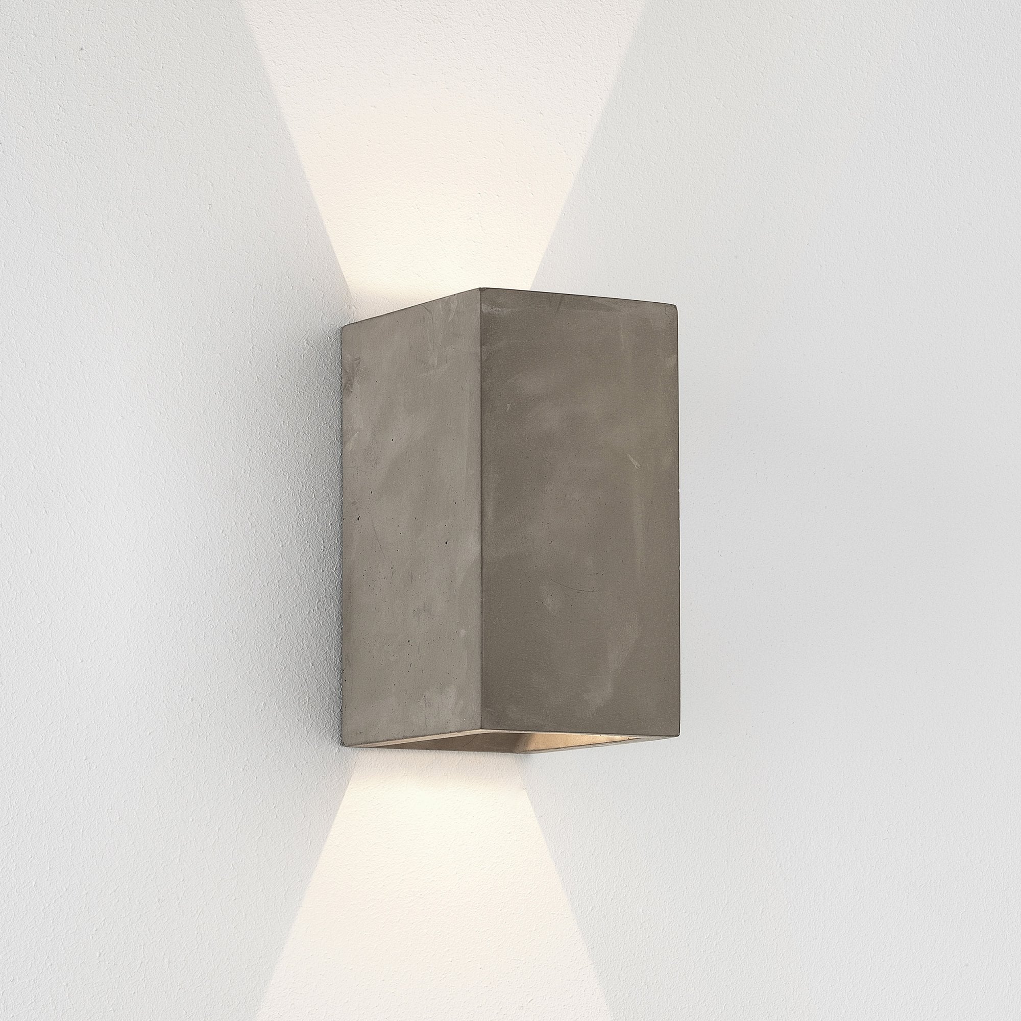 Oslo 160LED Outdoor Coastal Wall  Light Matt Concrete