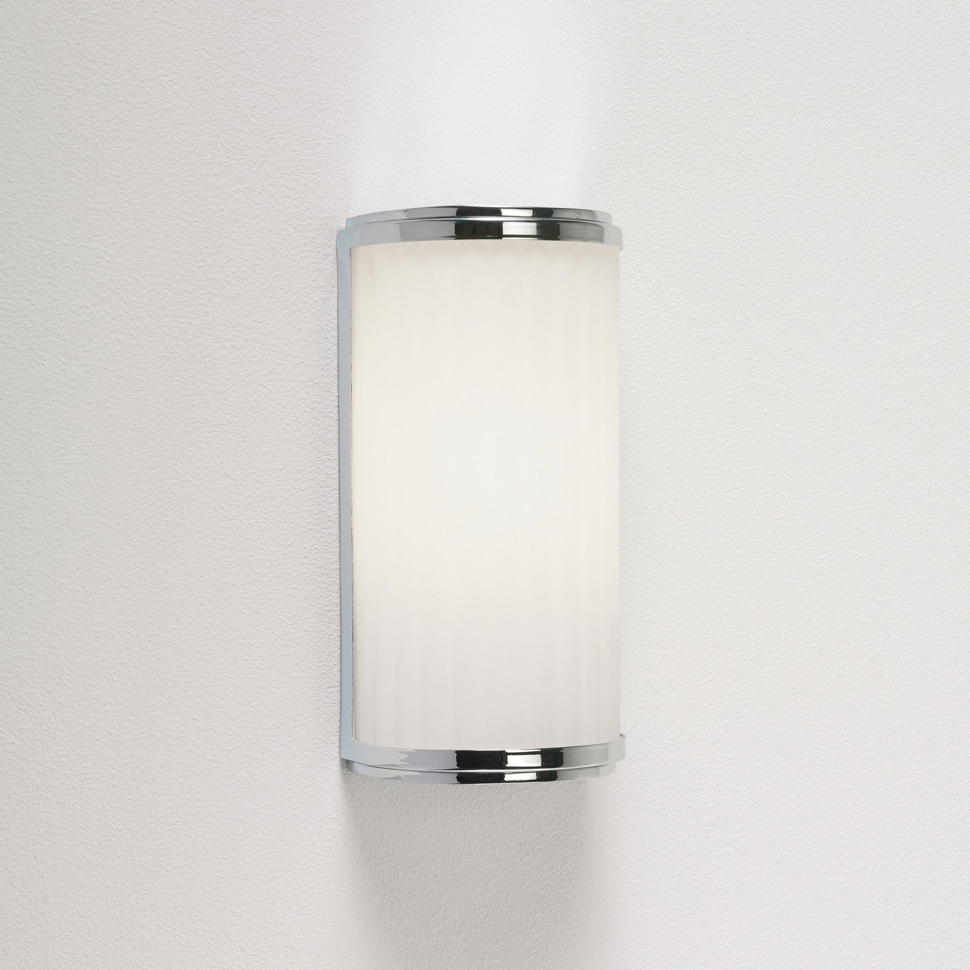 1194003 Monza Classic 250 Bathroom Wall Light Polished Chrome