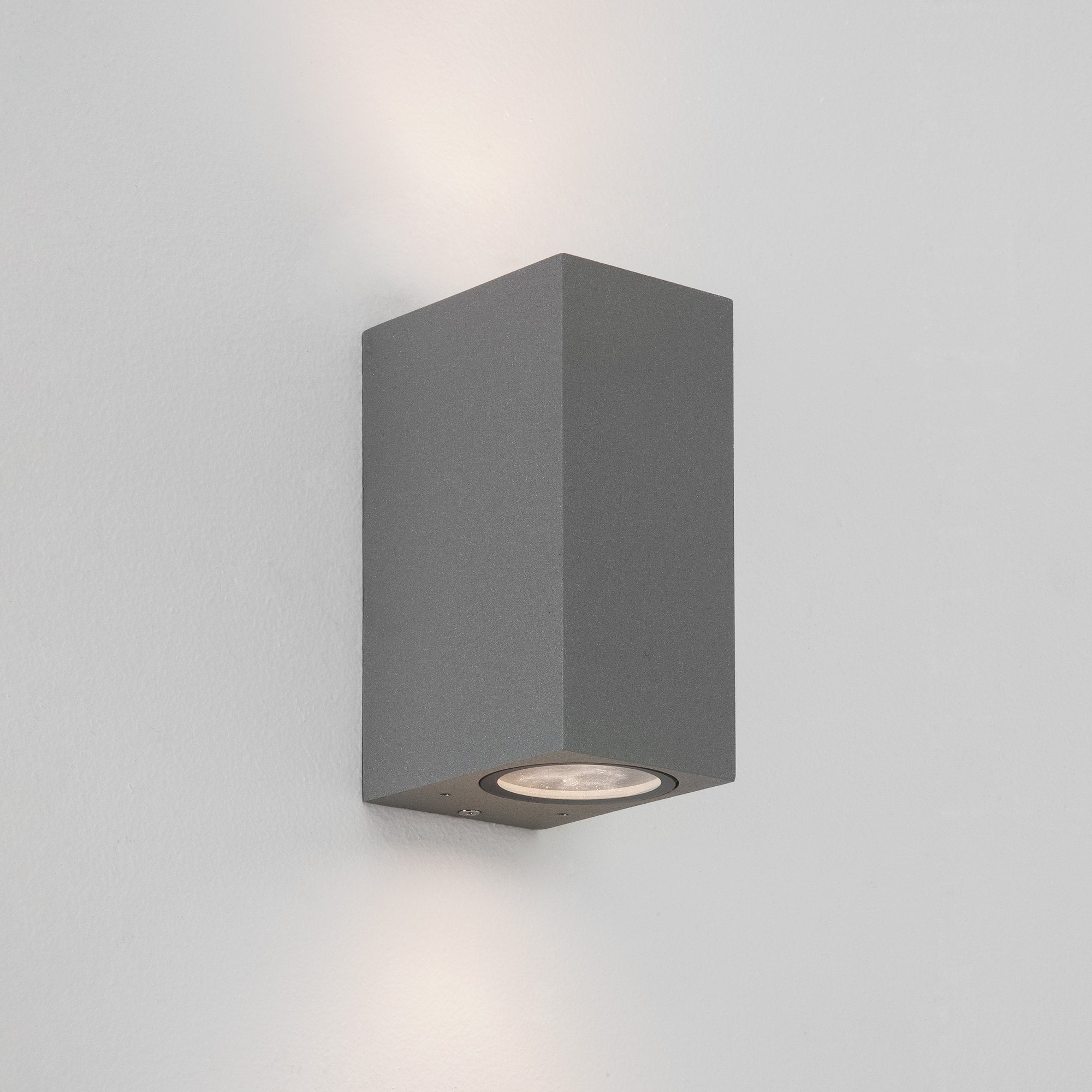 1310008 Chios 150 Outdoor Wall Light Textured Grey (S)