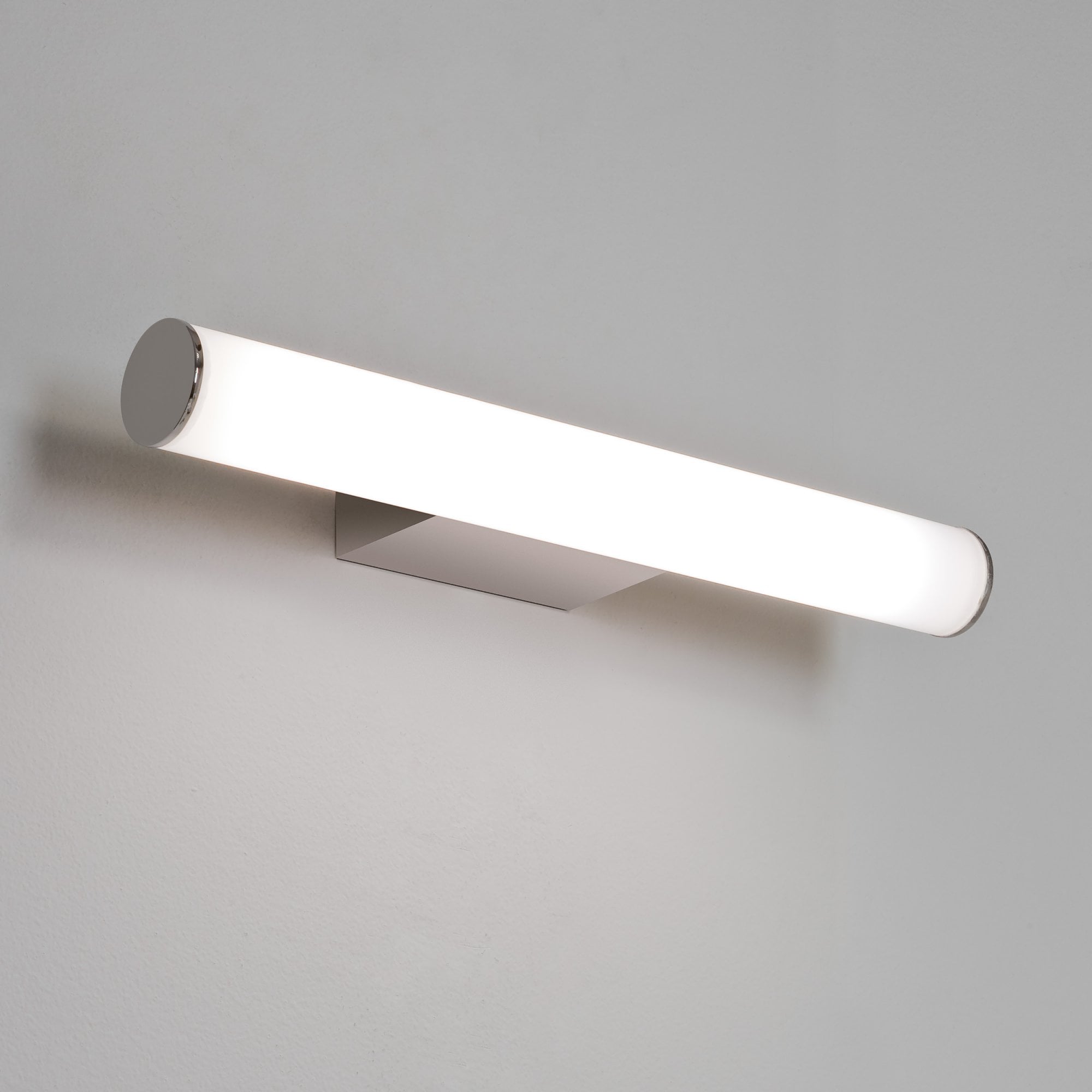 1305006 Dio LED Bathroom Wall Light Polished Chrome