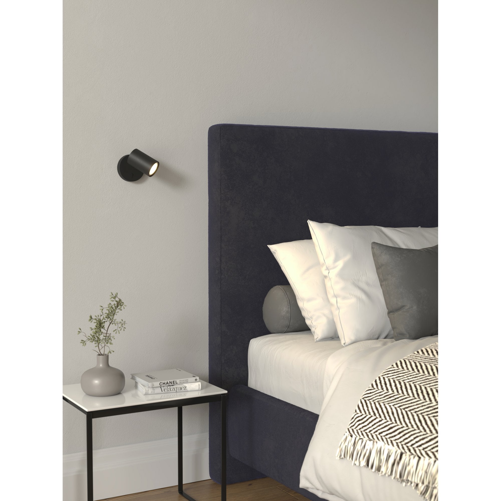 1286079 Ascoli Single Switched Reading Light Matt Black