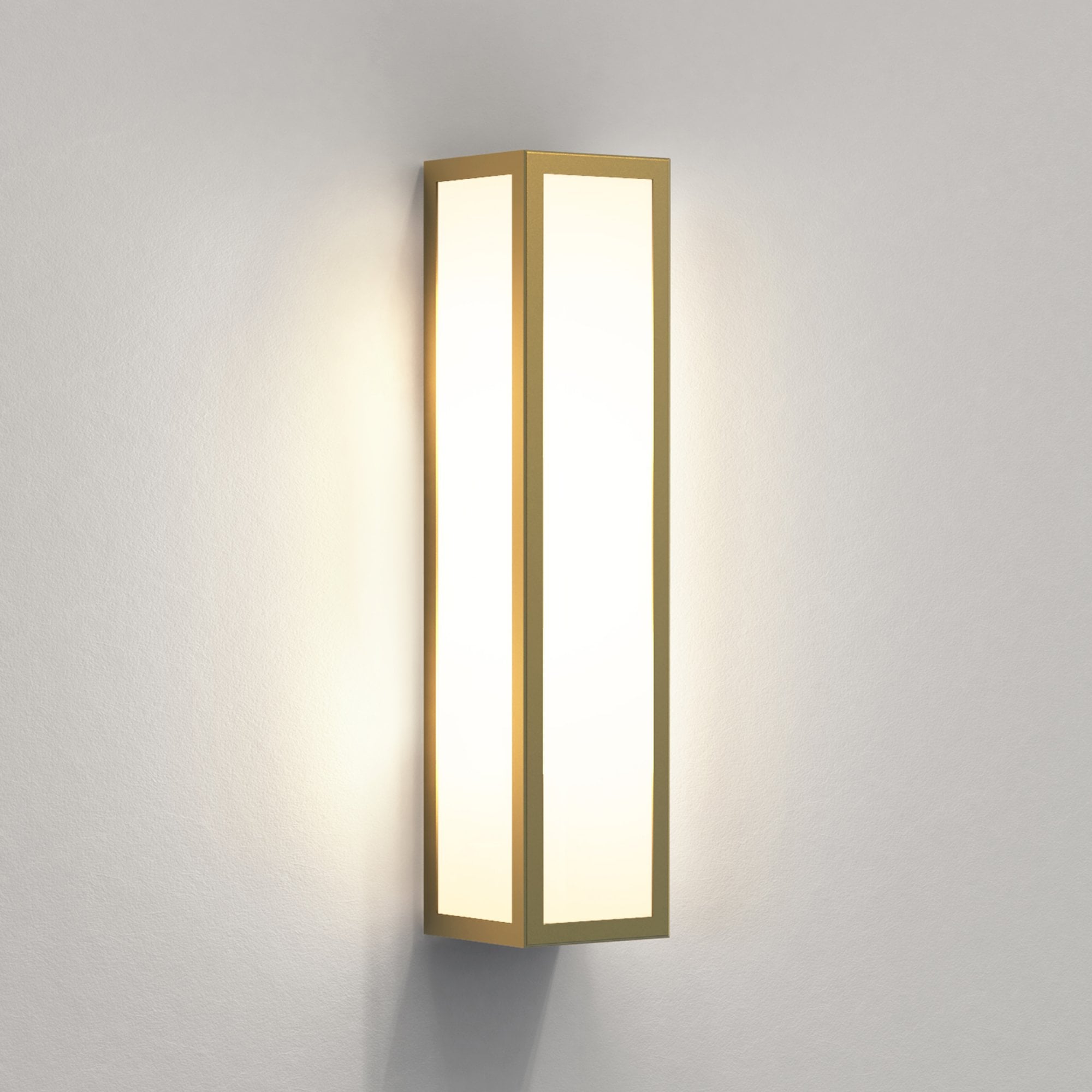 1178006 Salerno Outdoor Wall Light Natural Brass