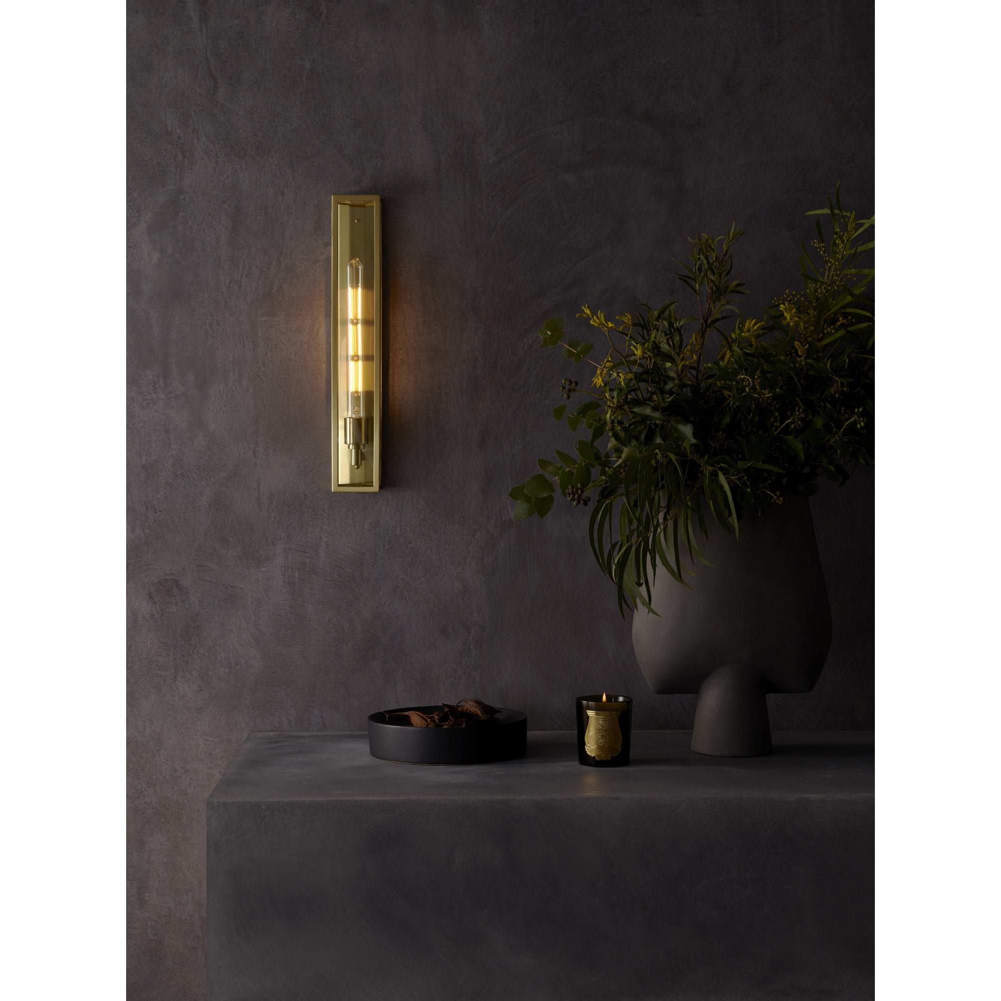1402006 Harvard 500 Outdoor Wall Light Natural Brass