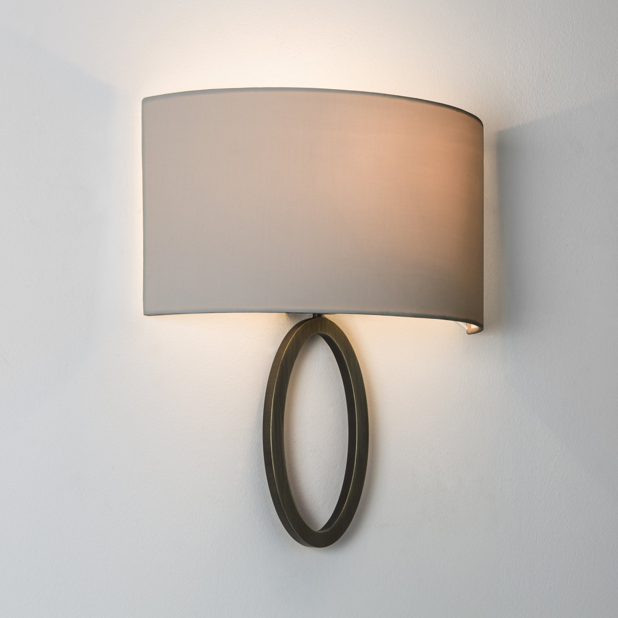 1318009 Lima Wall Light Bronze