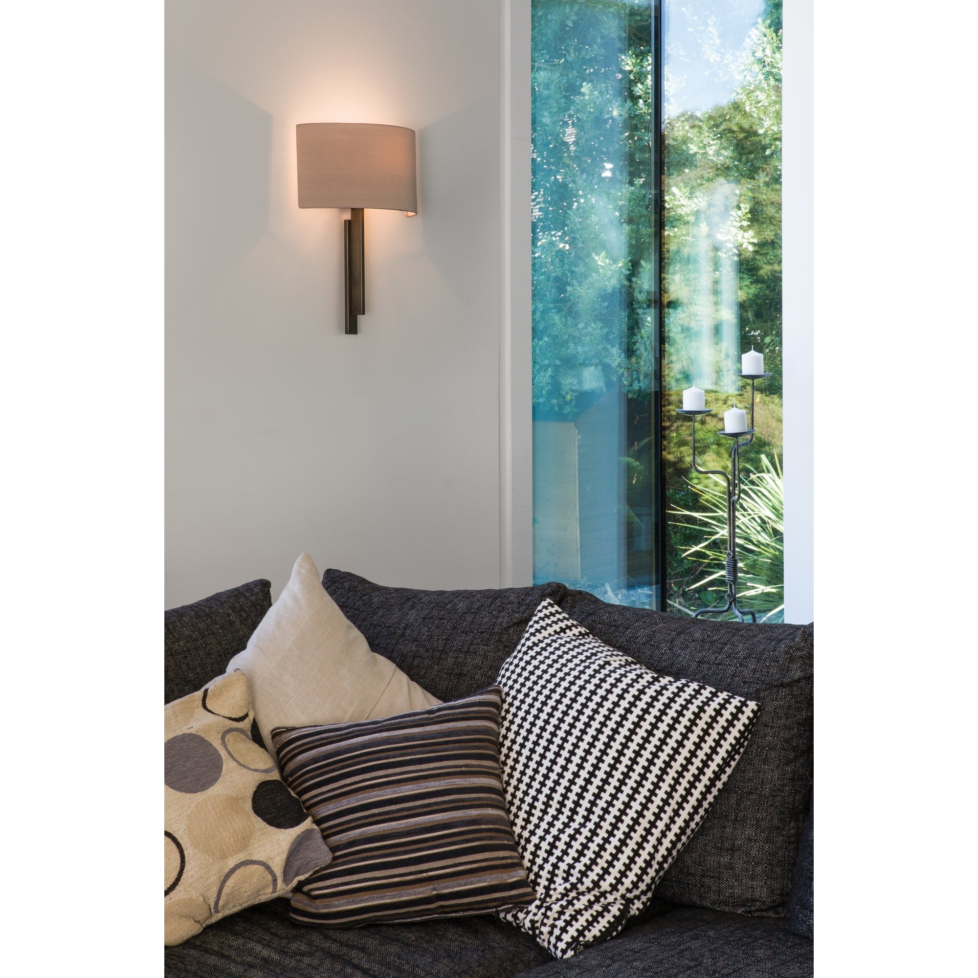 1334007 Tate Wall Light Bronze