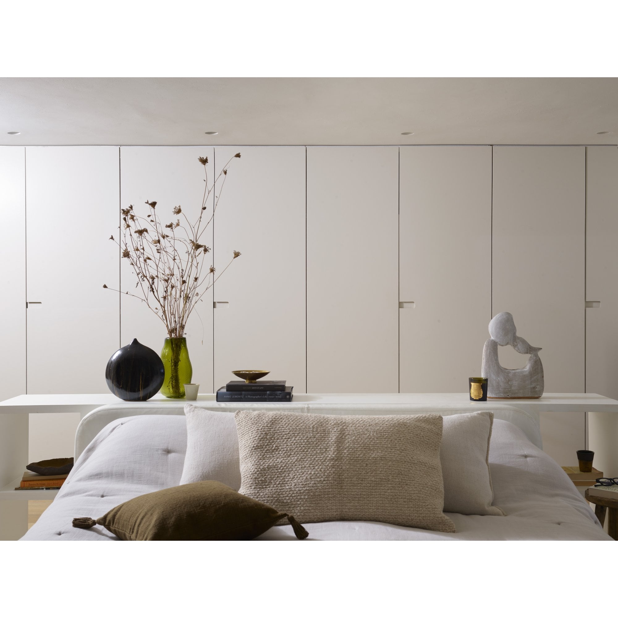 1248017 Trimless Slimline Round Fixed Fire-Rated Bathroom Downlight/Recessed Spot Light Matt White