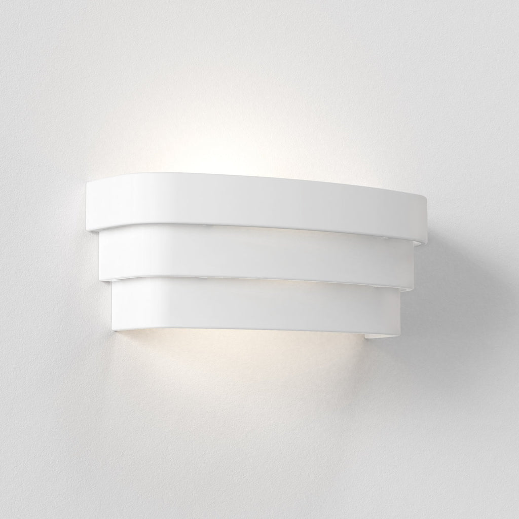 1431001 Amas 320 Wall Light Ceramic