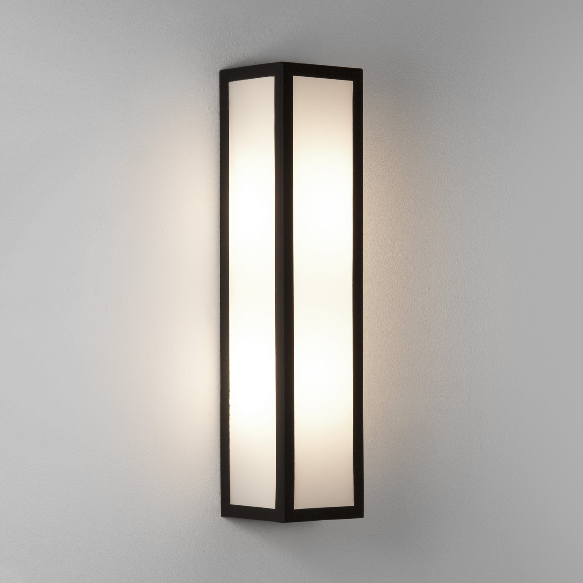 1178009 Salerno Outdoor Wall Light Textured Black
