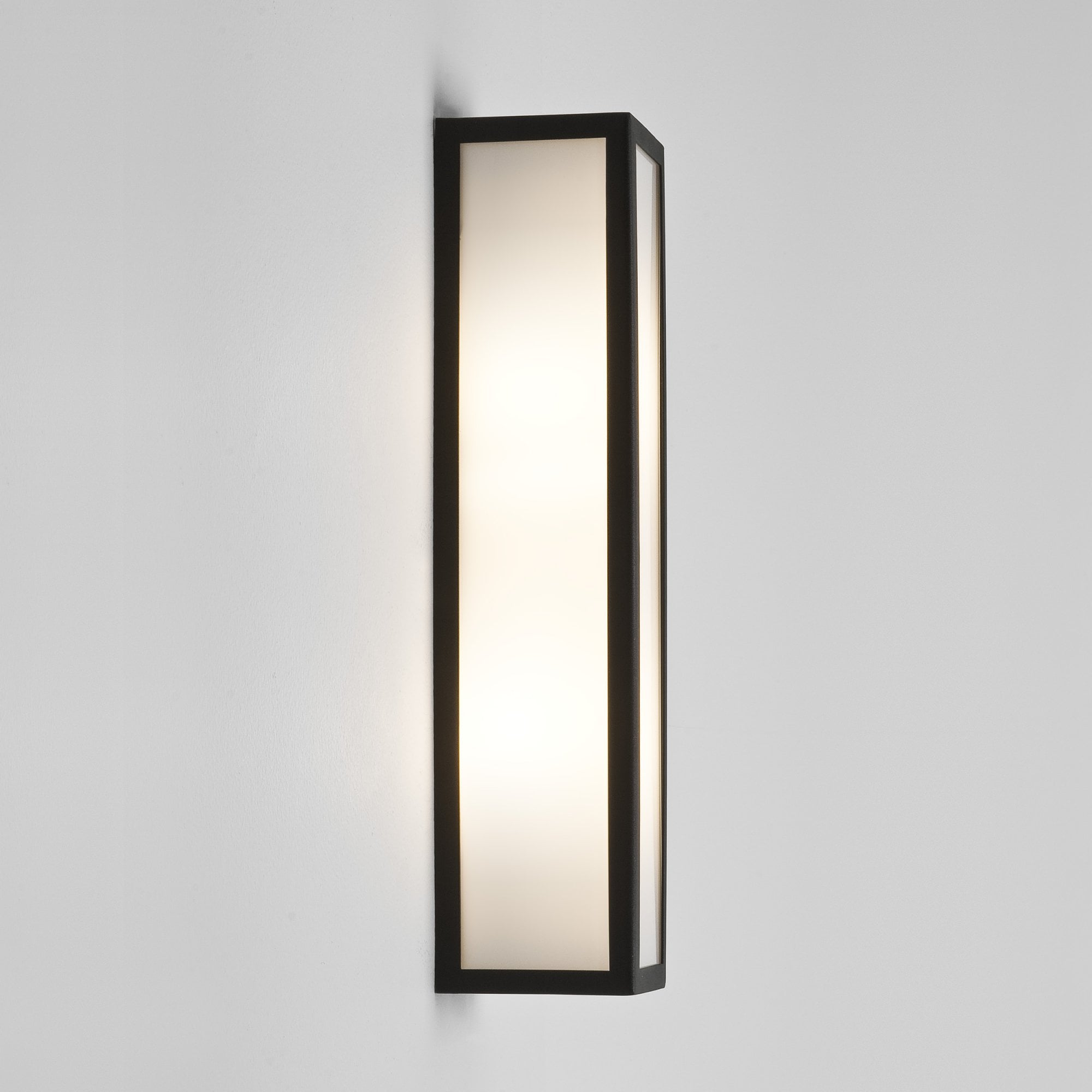 1178009 Salerno Outdoor Wall Light Textured Black