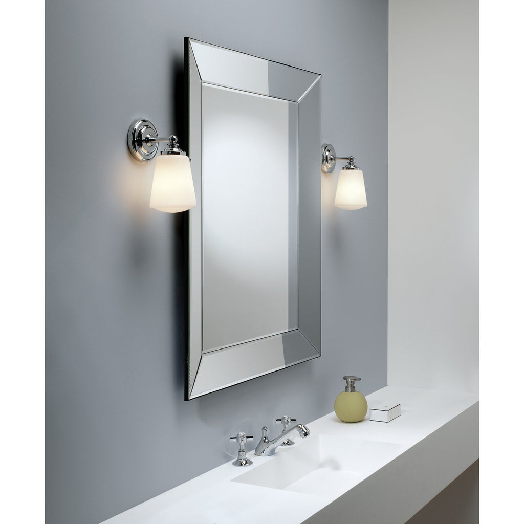 1106001 Anton Bathroom Wall Light Polished Chrome