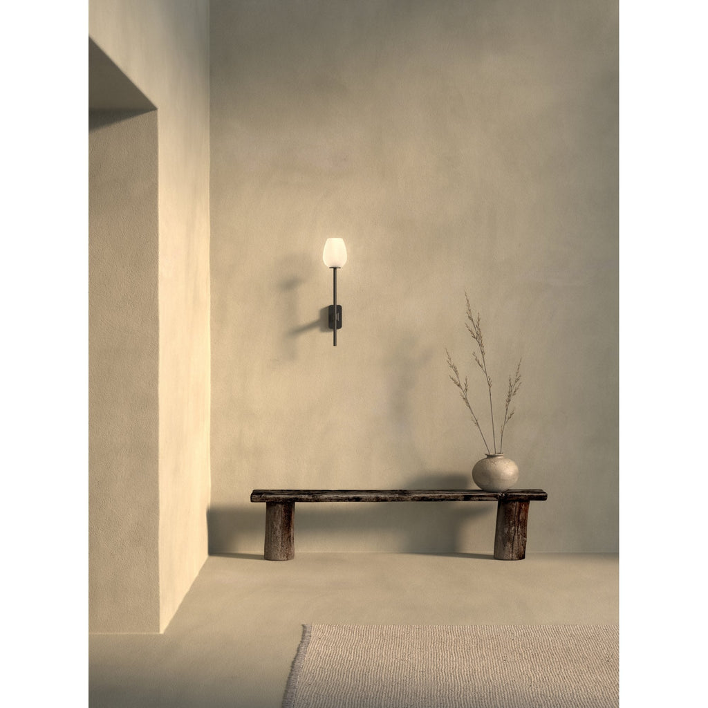 1429006 Tacoma Single Grande Bathroom Wall Light Matt Black