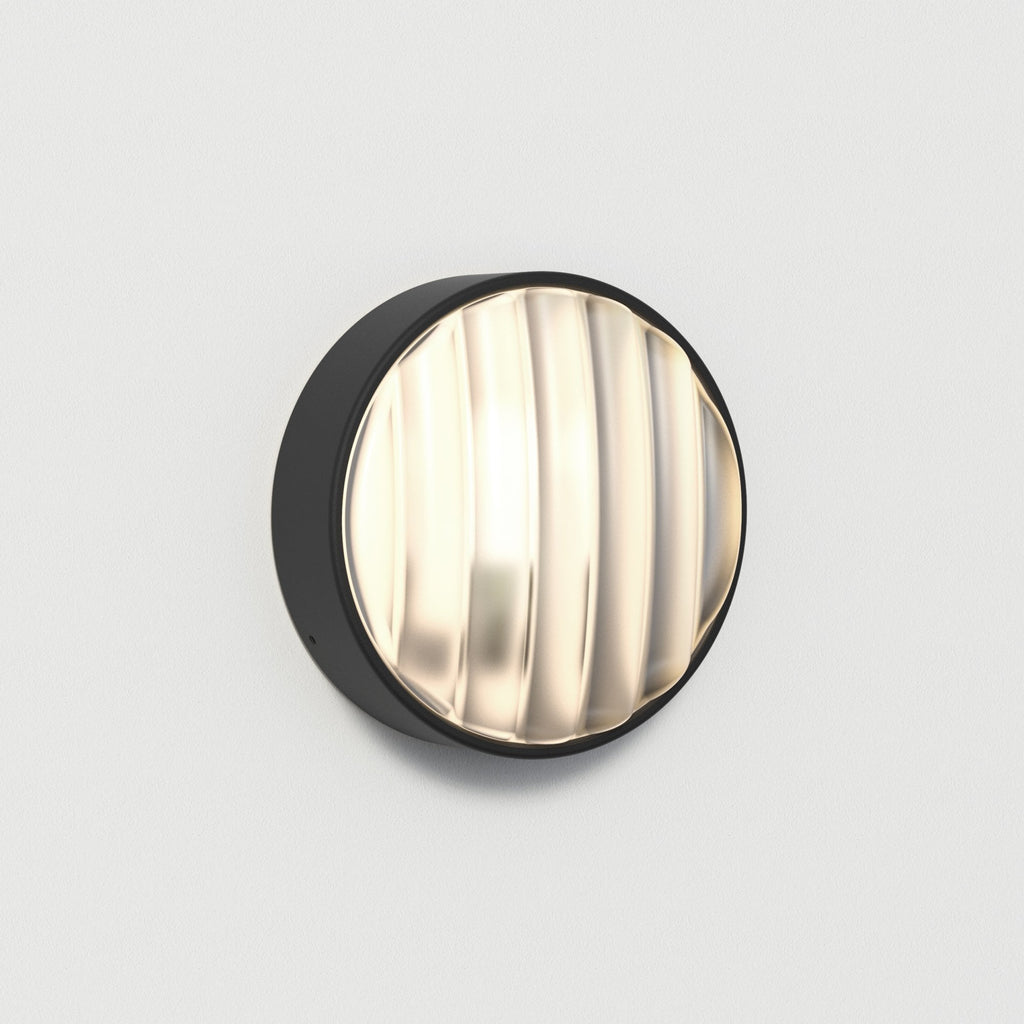 1032005 Montreal Round 220 Outdoor Wall Light Textured Black
