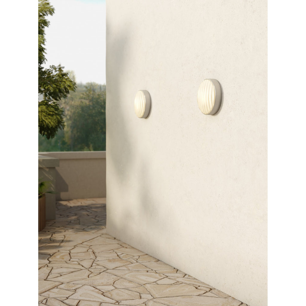 1032012 Montreal Round 300 Outdoor Wall Light Brushed Stainless Steel (S)