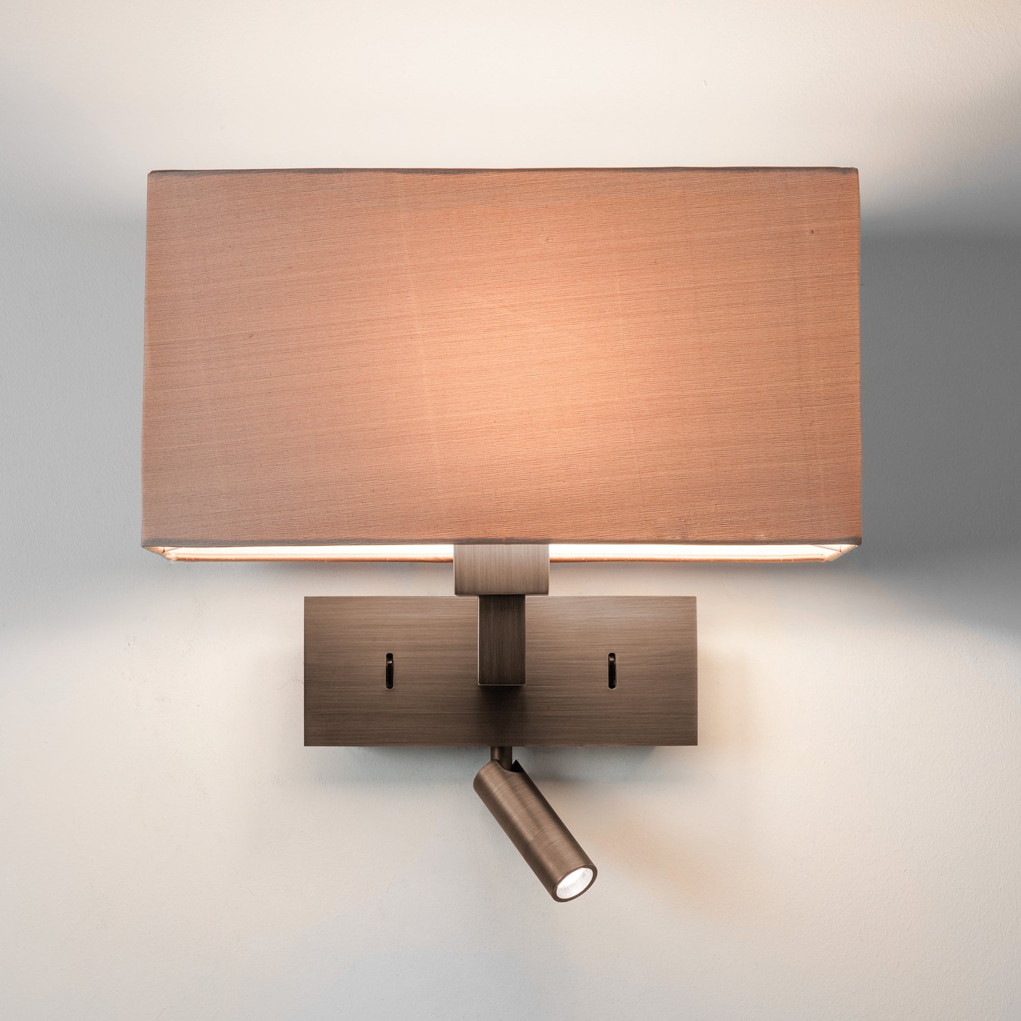 1080051 Park Lane Reader LED Reading Light Bronze
