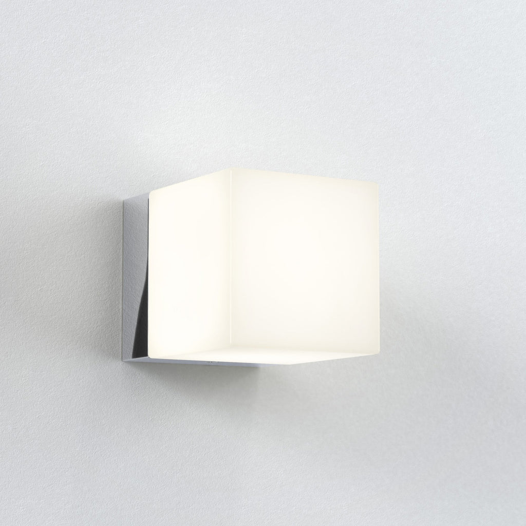 1140001 Cube Bathroom Wall Light Polished Chrome
