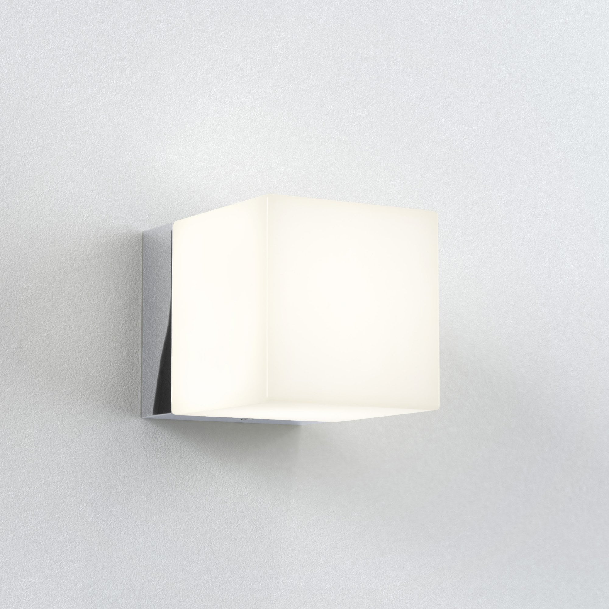 1140001 Cube Bathroom Wall Light Polished Chrome
