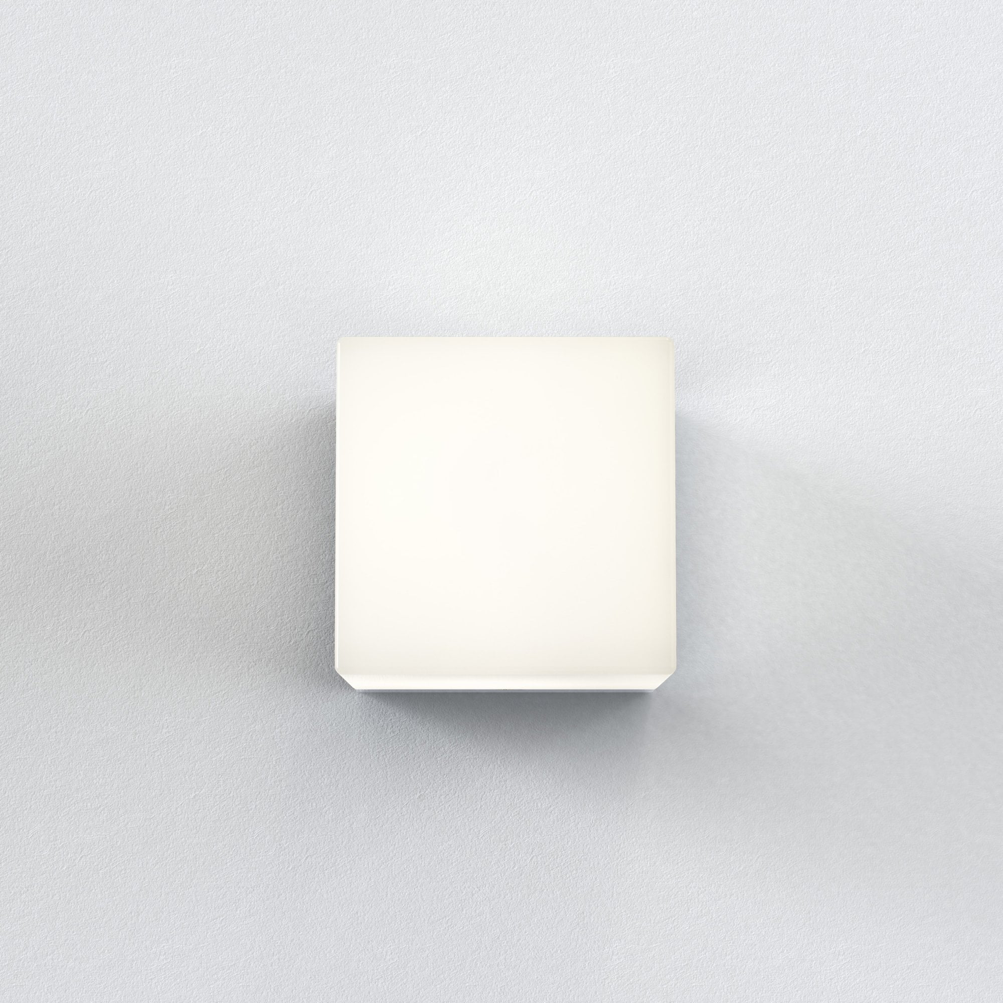 1140001 Cube Bathroom Wall Light Polished Chrome