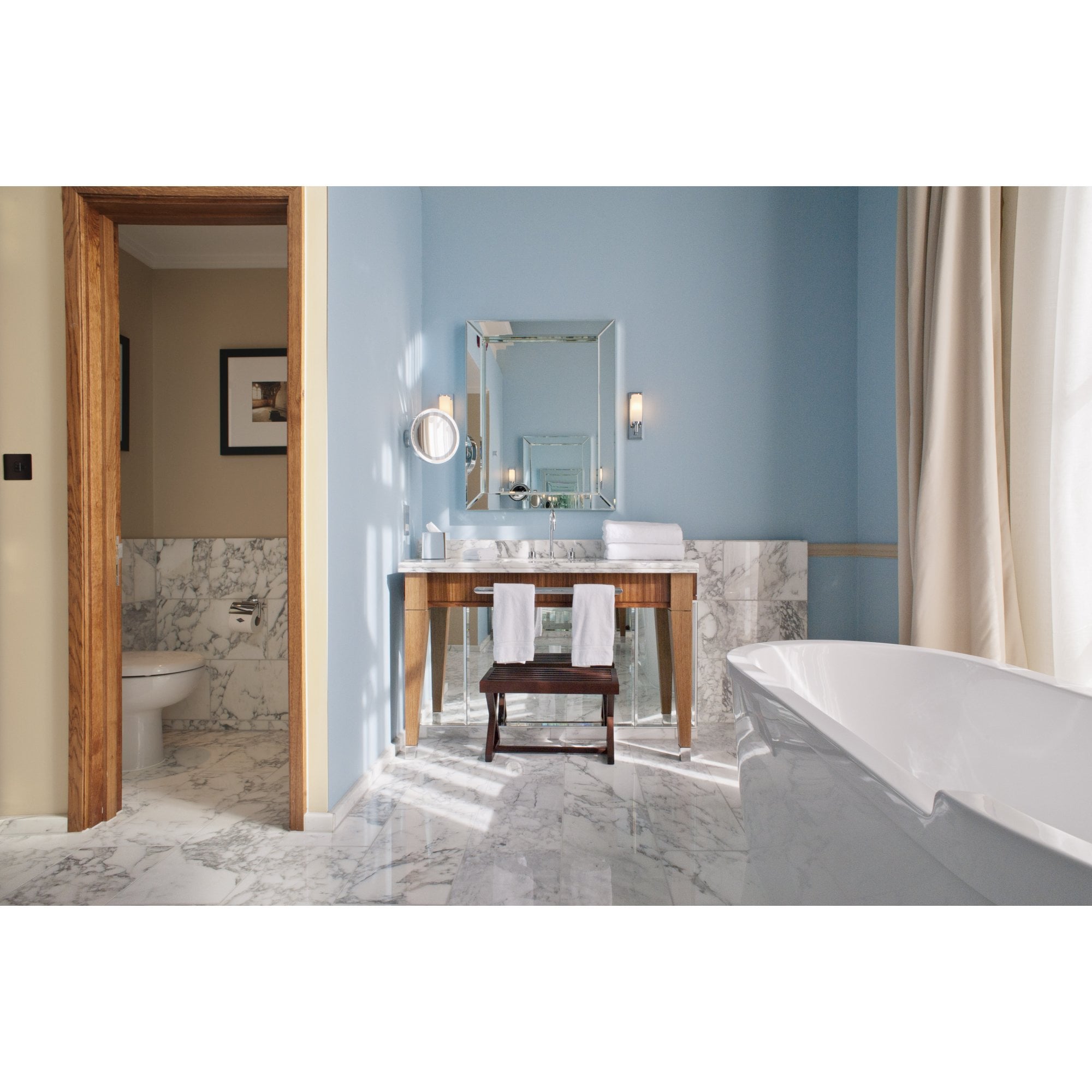 1147001 Verona Bathroom Wall Light Polished Chrome